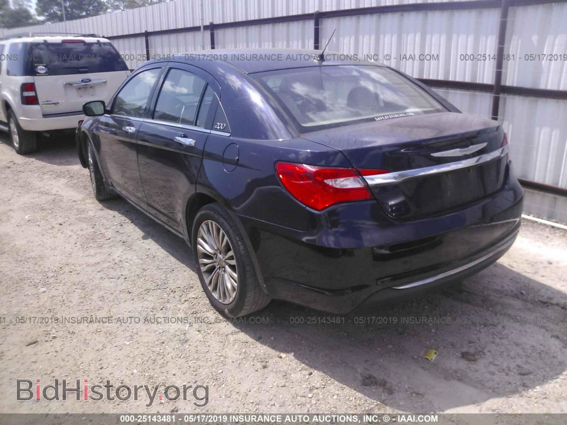 2012 CHRYSLER 200 - VIN: 1C3CCBCB8CN107631 - Фото 3