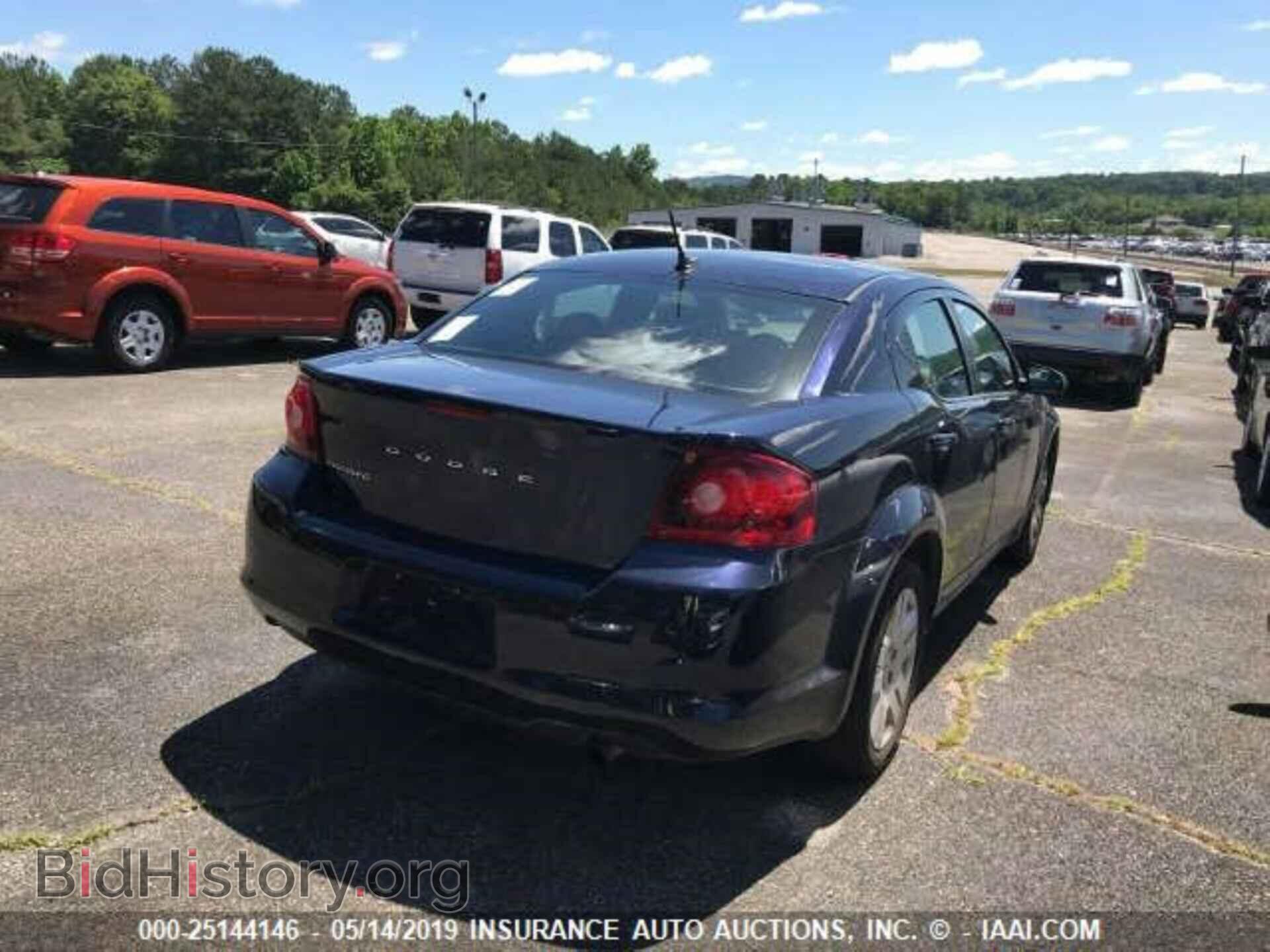 2011 DODGE AVENGER - VIN: 1B3BD4FB8BN585236 - Фото 3
