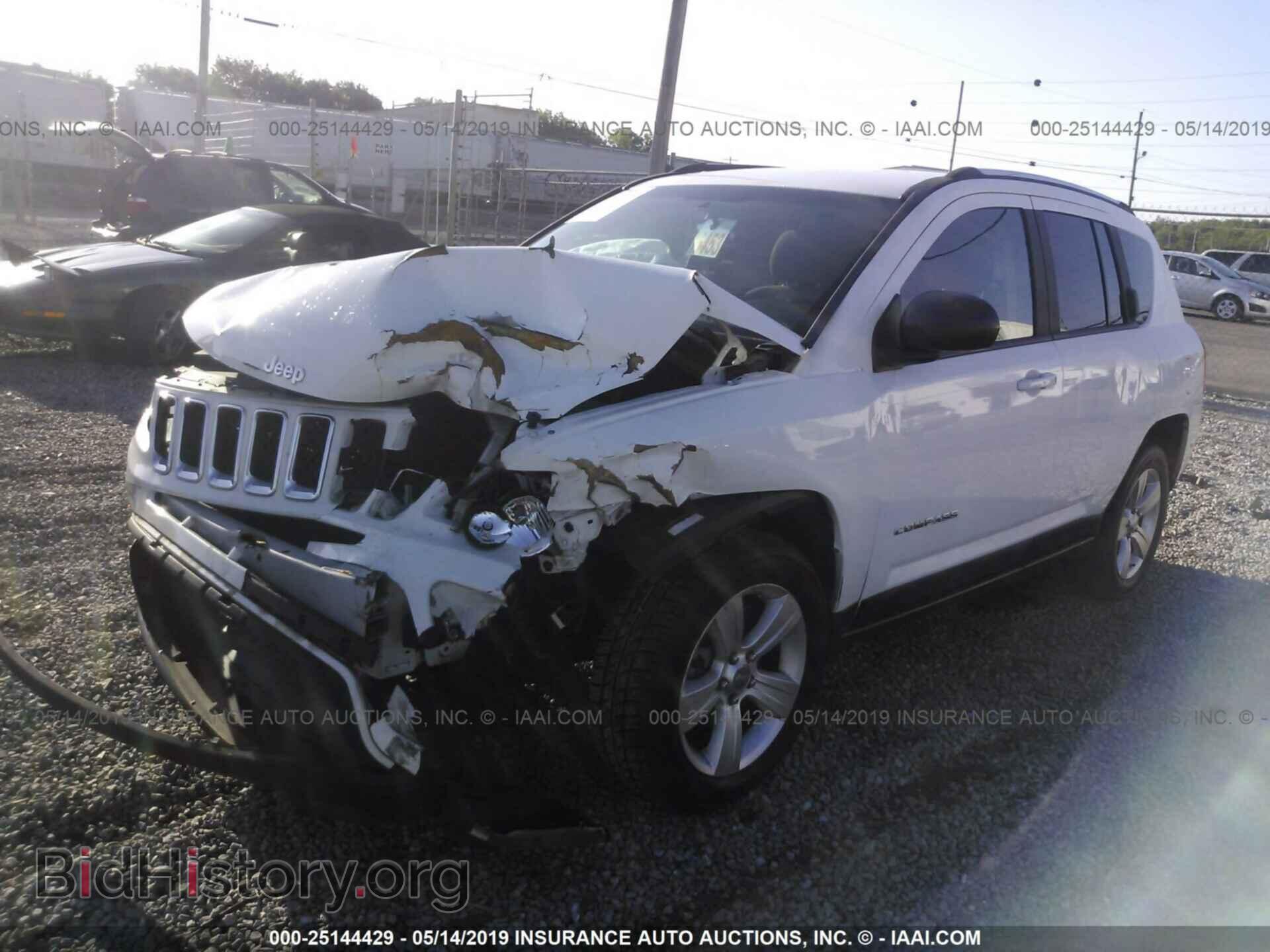 2011 JEEP COMPASS - VIN: 1J4NF1FB6BD279267 - Фото 2