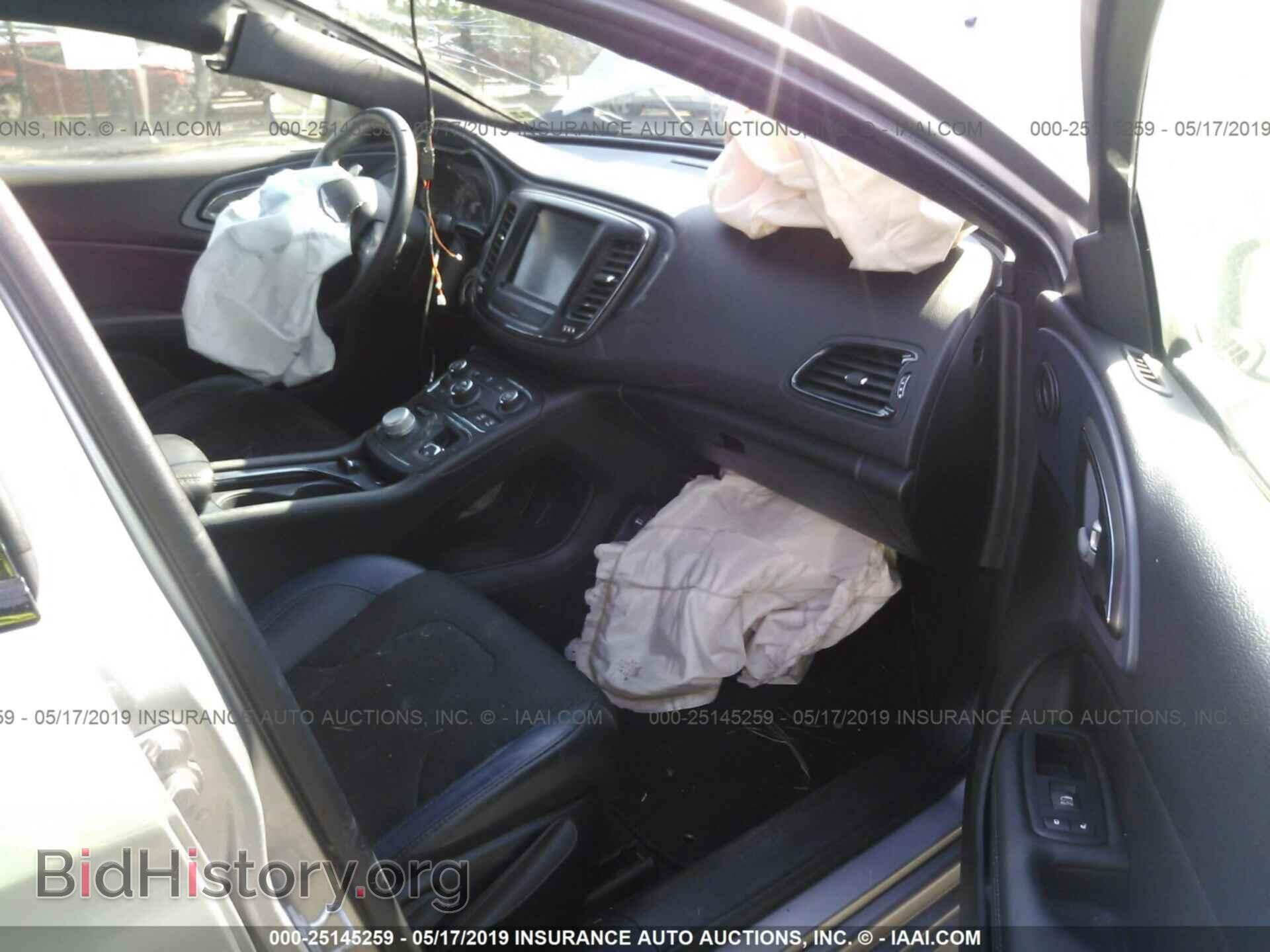 2016 CHRYSLER 200 - VIN: 1C3CCCBB8GN114883 - Photo 5
