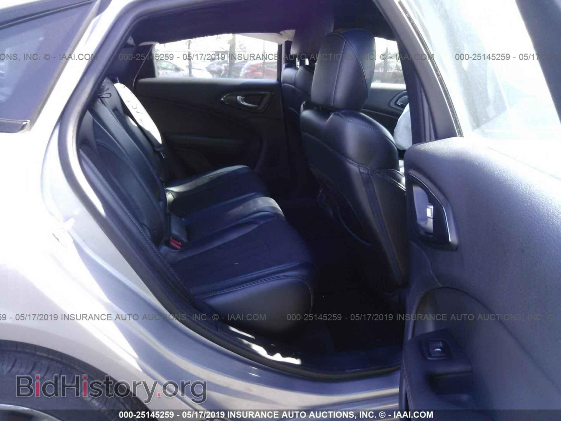 2016 CHRYSLER 200 - VIN: 1C3CCCBB8GN114883 - Photo 8
