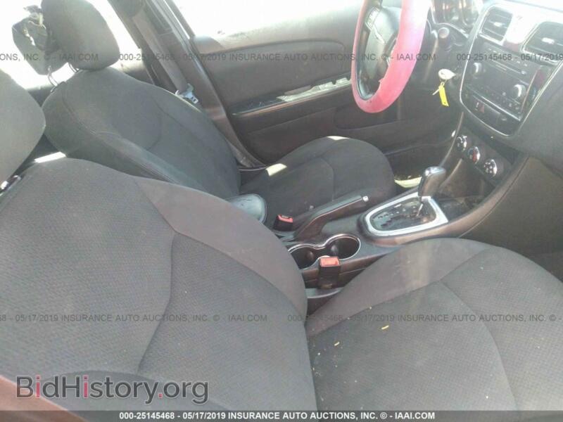 2012 Chrysler 200 (VIN 1C3CCBAB0CN104127) — фото 5 из 10