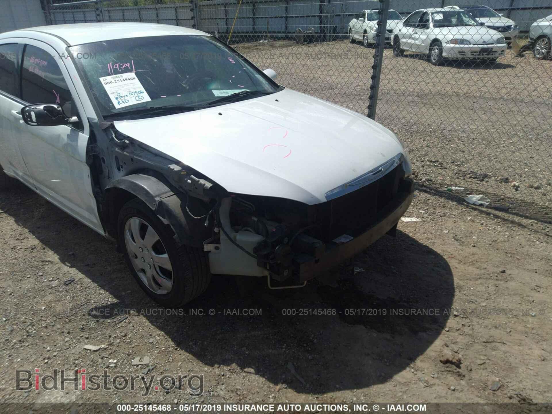 2012 CHRYSLER 200 - VIN: 1C3CCBAB0CN104127 - Фото 6