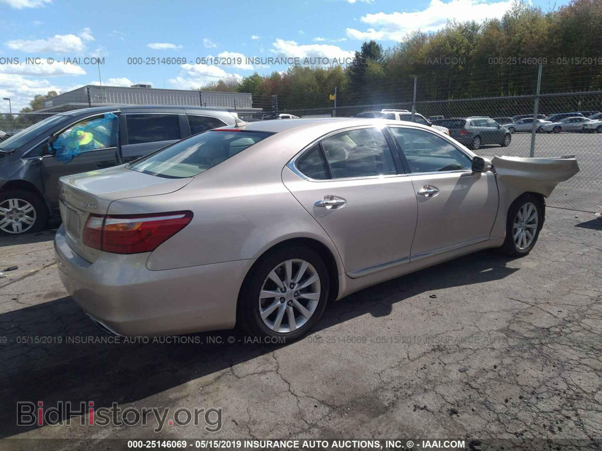 2010 LEXUS LS - VIN: JTHCL5EFXA5008169 - Photo 4