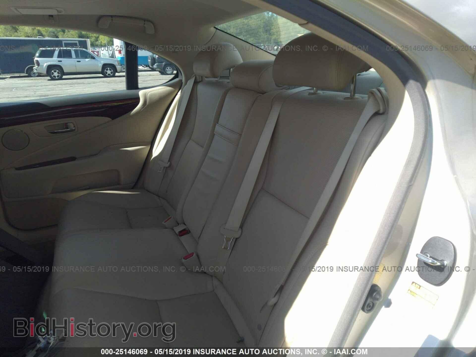 2010 LEXUS LS - VIN: JTHCL5EFXA5008169 - Photo 8