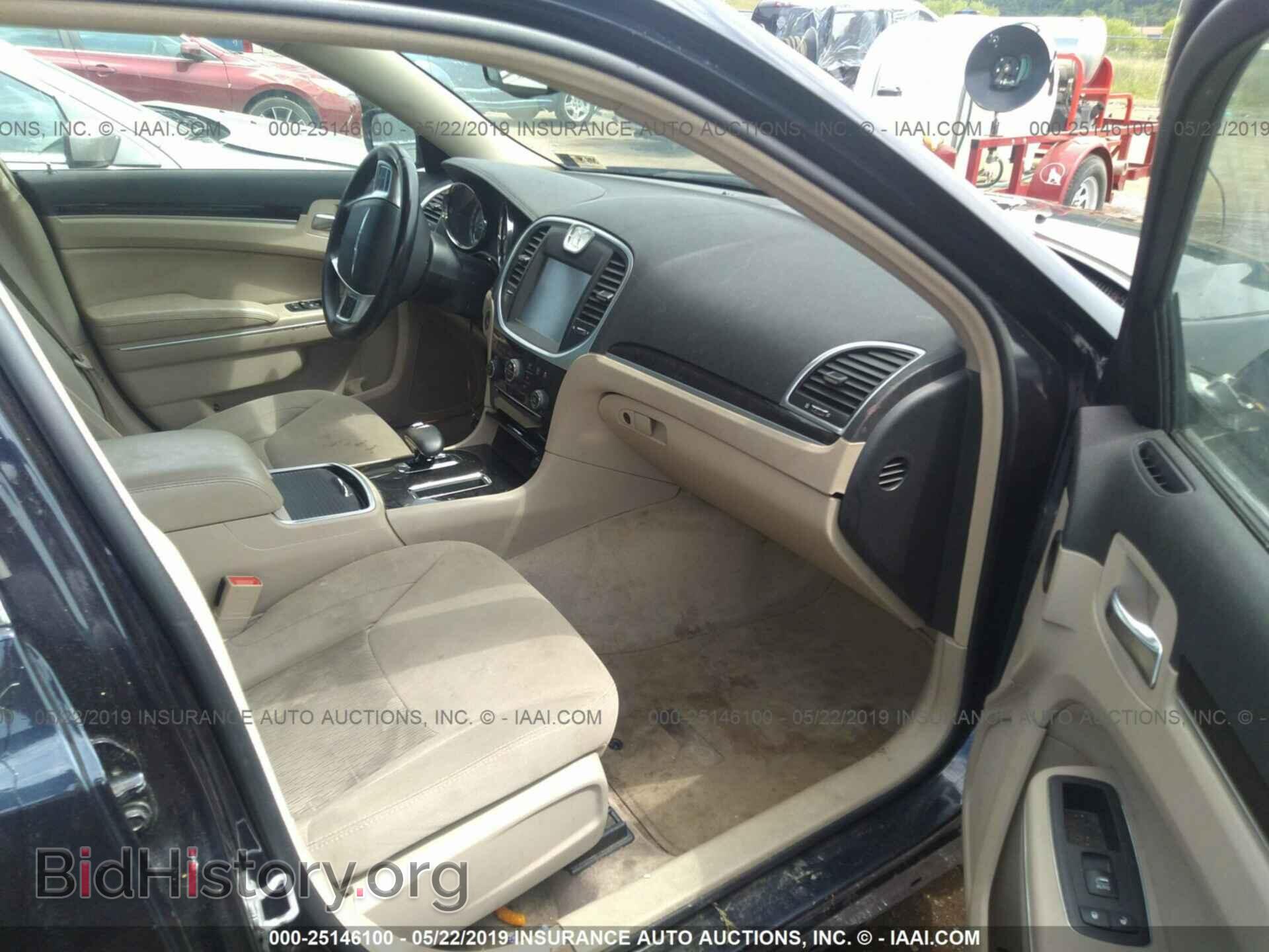2012 CHRYSLER 300 - VIN: 2C3CCAAG9CH273755 - Фото 5