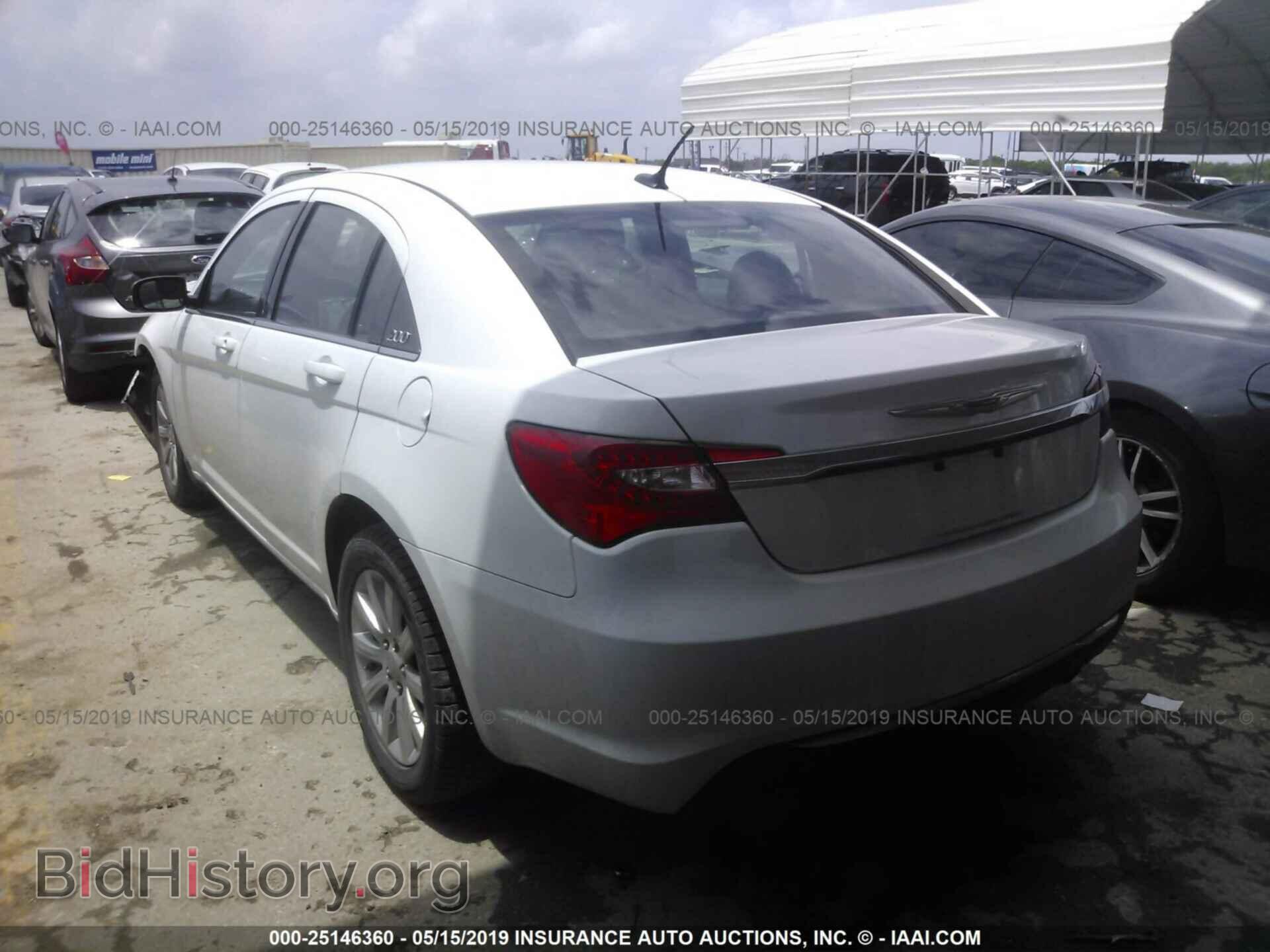 2013 CHRYSLER 200 - VIN: 1C3CCBBB7DN672214 - Фото 3