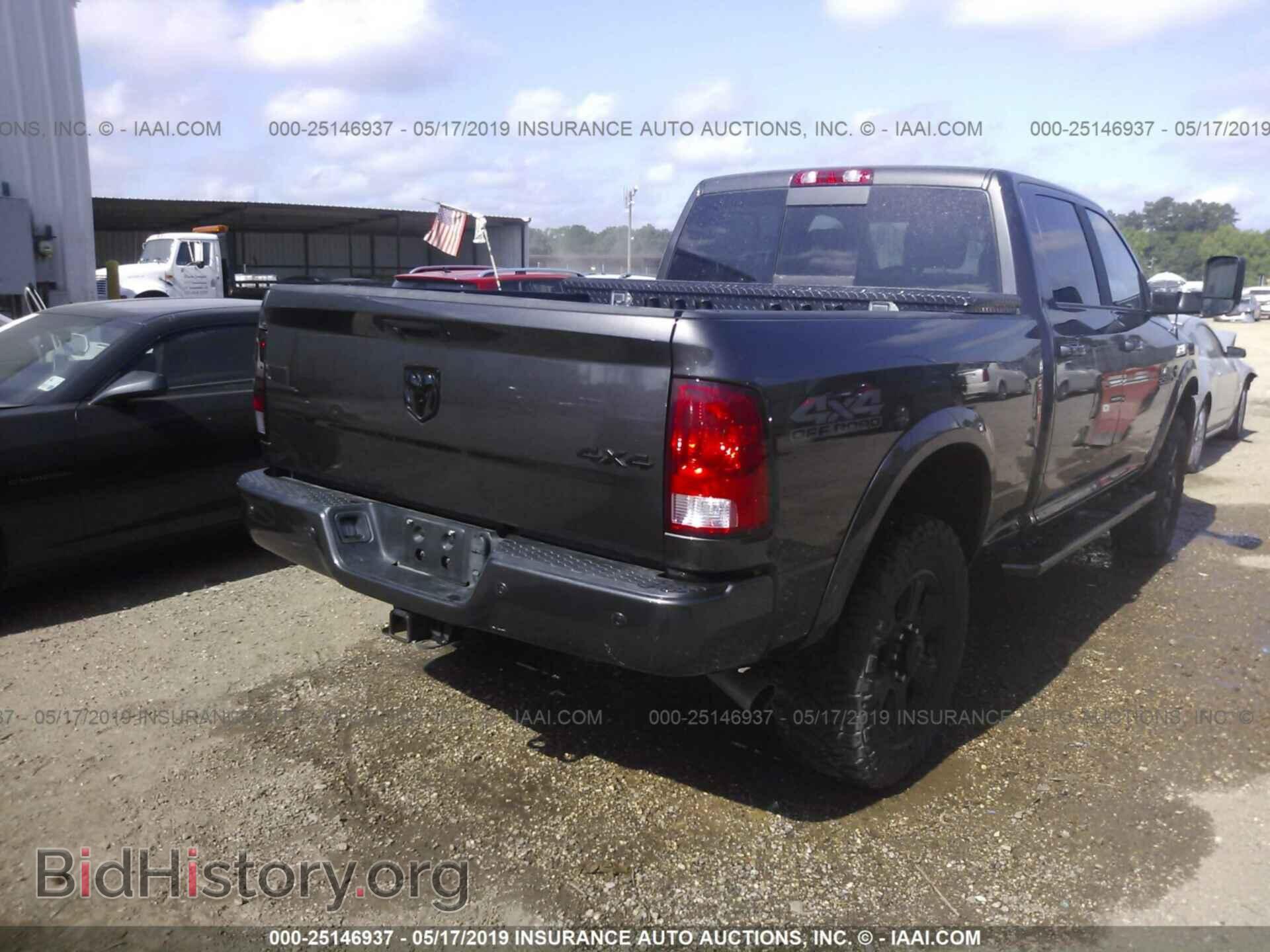 2018 RAM 2500 - VIN: 3C6UR5DL2JG217711 - Photo 4