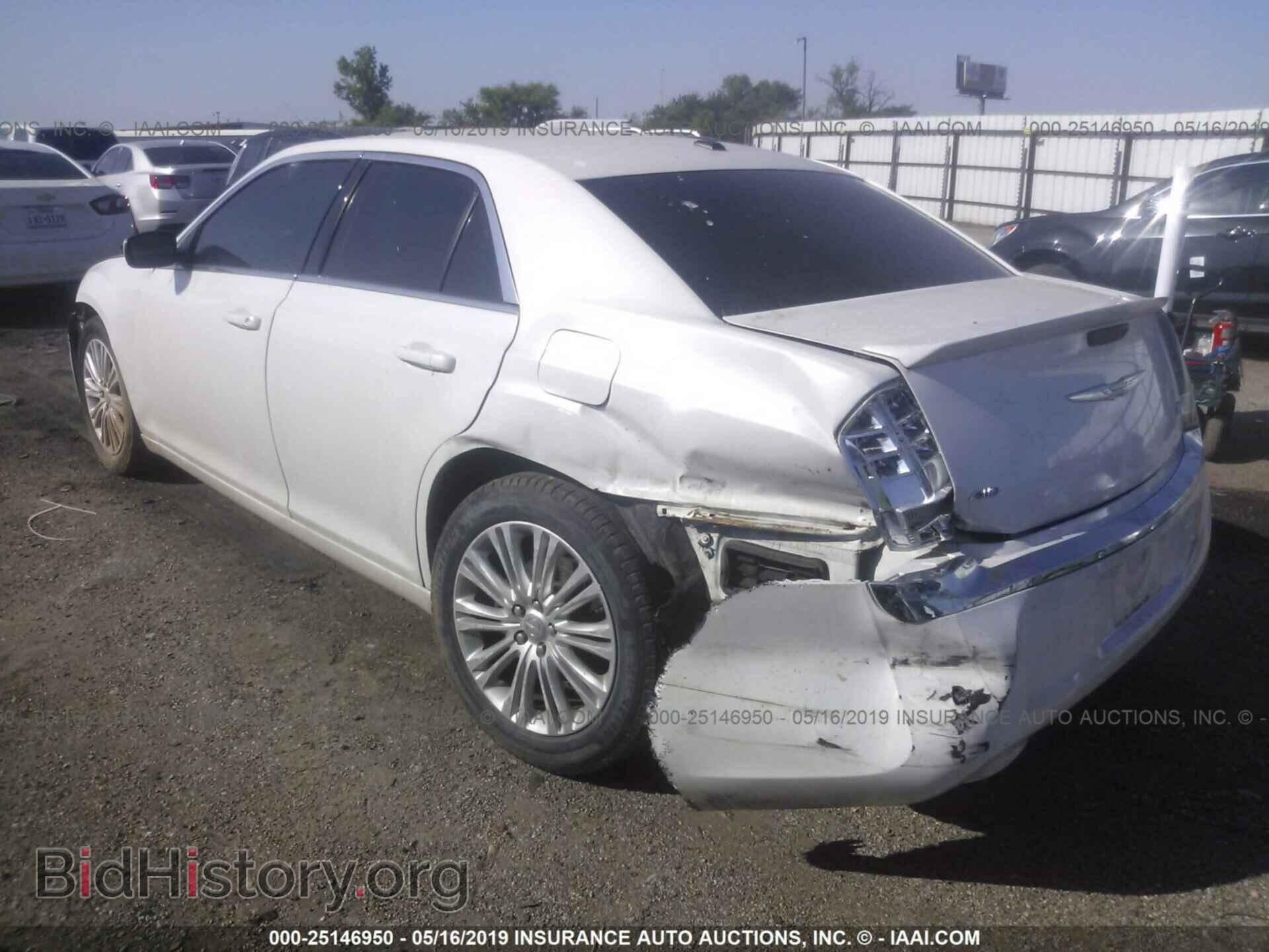 2014 CHRYSLER 300 - VIN: 2C3CCARG5EH365971 - Фото 3