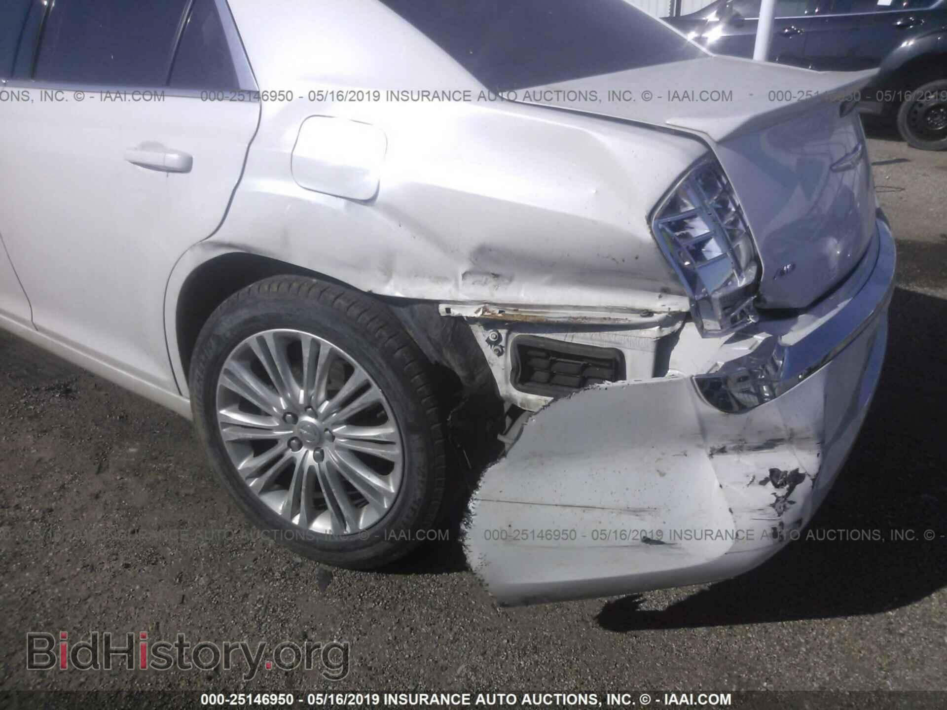 2014 CHRYSLER 300 - VIN: 2C3CCARG5EH365971 - Фото 6