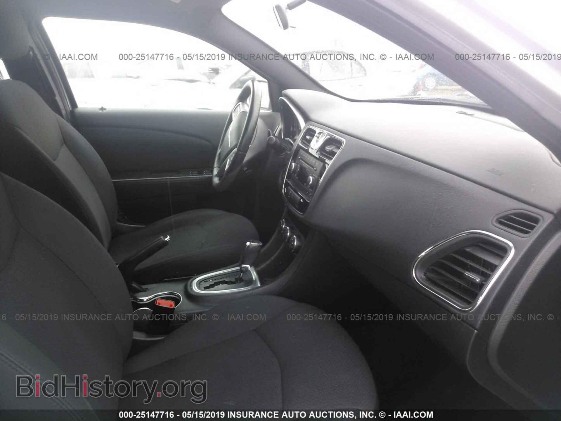 2012 CHRYSLER 200 - VIN: 1C3CCBBB0CN208096 - Фото 5