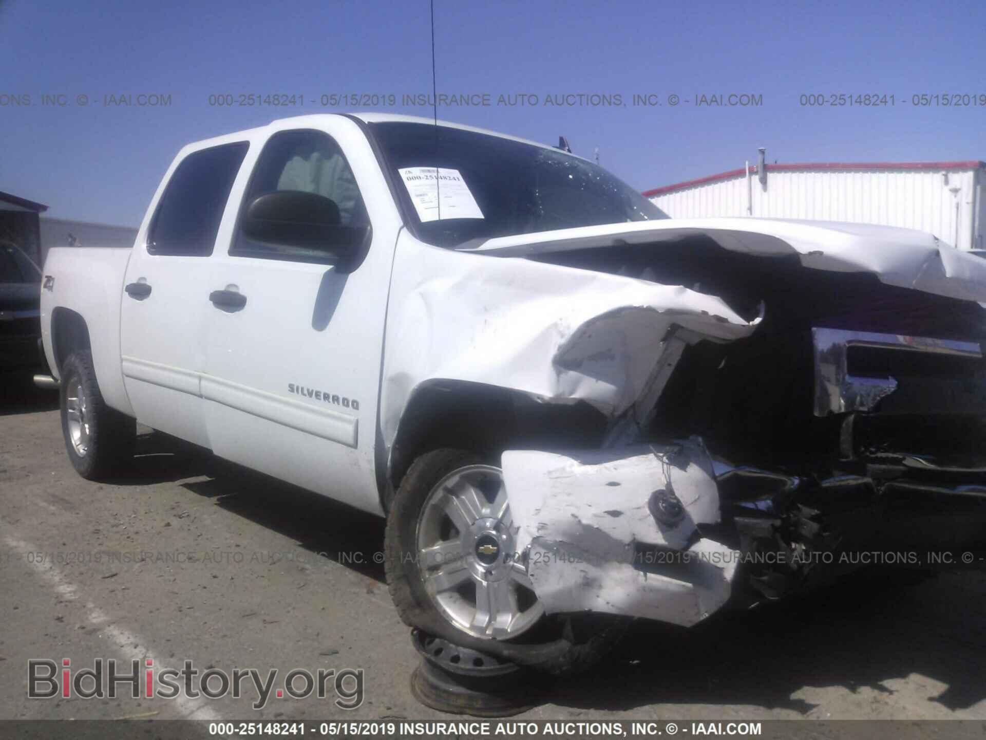 Фотография 3GCPKSE33BG172013 - CHEVROLET SILVERADO 2011