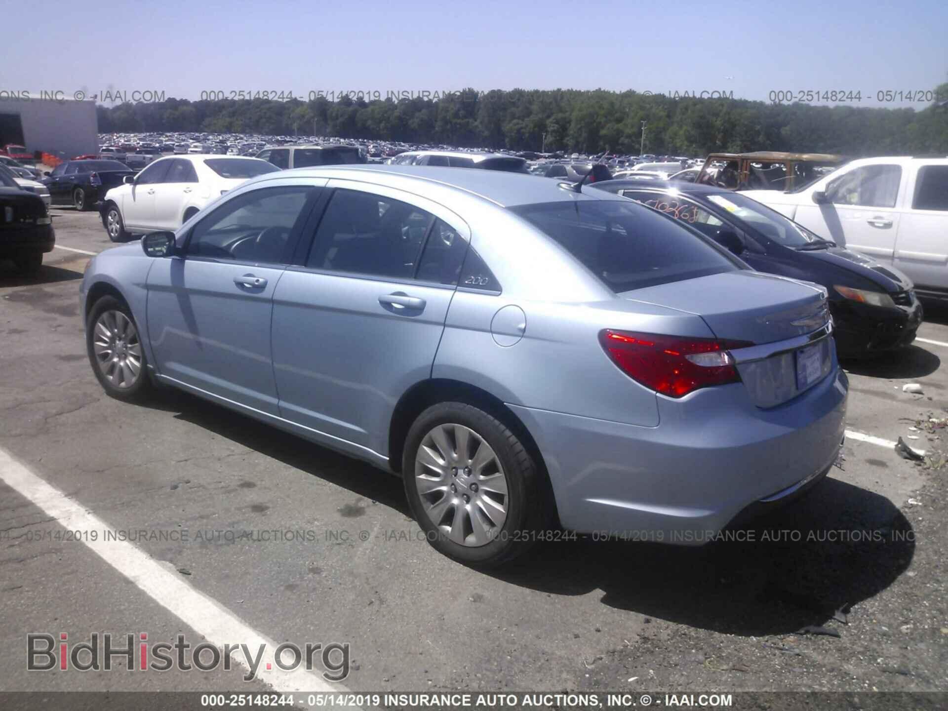 2012 CHRYSLER 200 - VIN: 1C3CCBAB7CN152661 - Фото 3