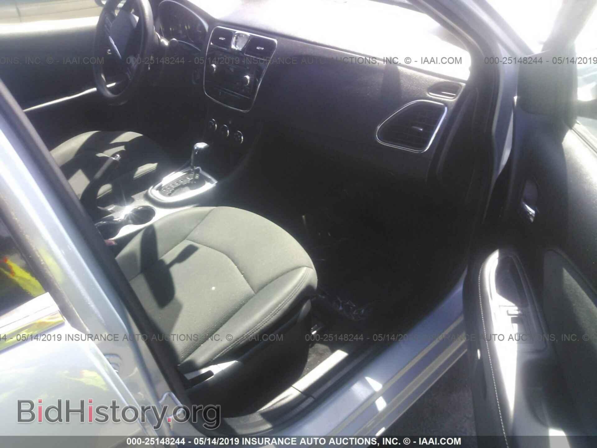 2012 CHRYSLER 200 - VIN: 1C3CCBAB7CN152661 - Фото 5