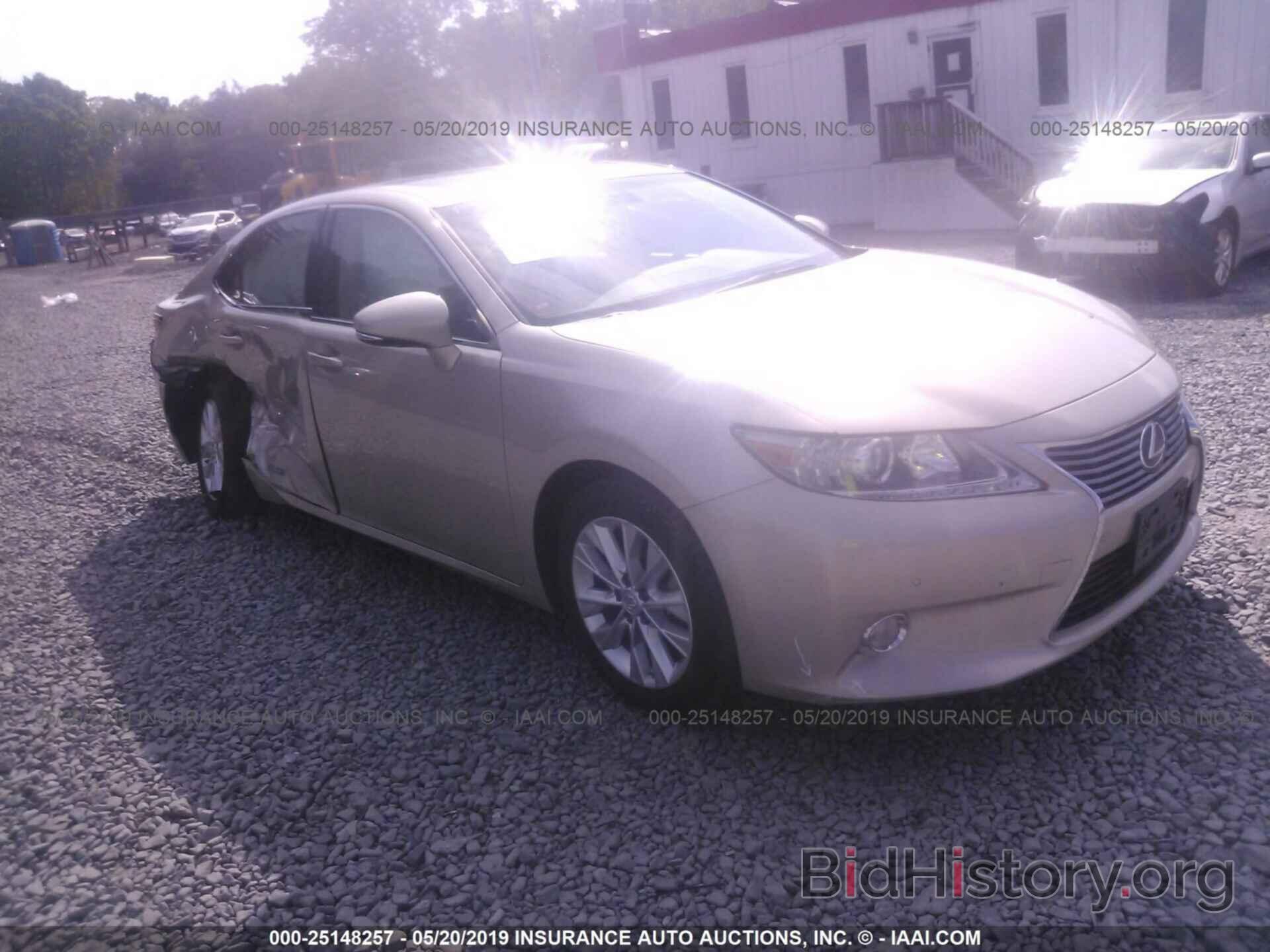 Photo JTHBW1GG5D2037019 - LEXUS ES 2013