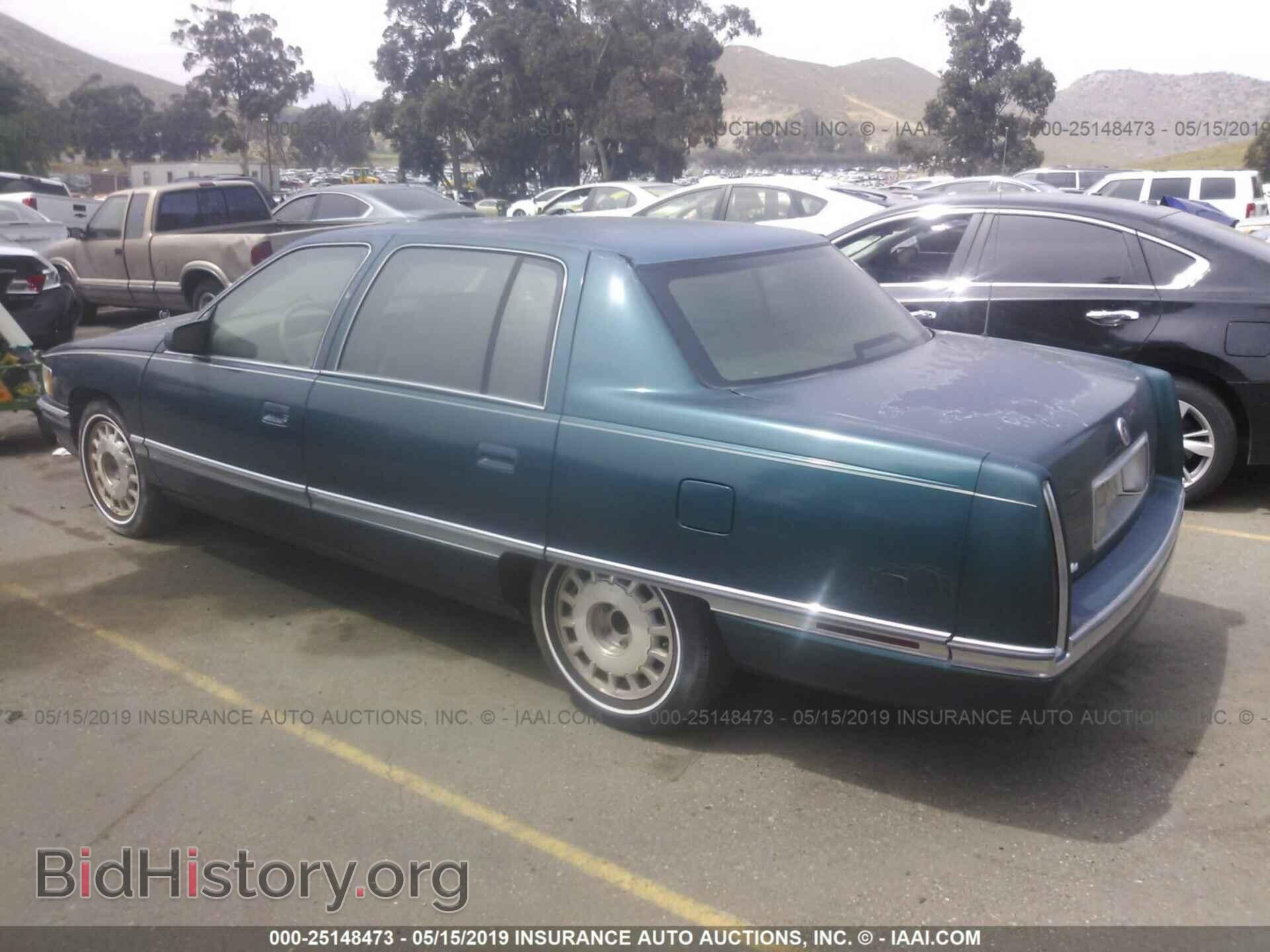 1996 Cadillac Deville - VIN: 1G6KD52Y1TU244012 - Photo 3