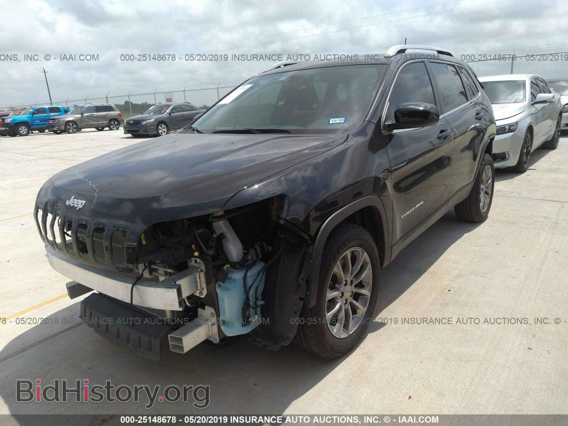 2019 JEEP CHEROKEE - VIN: 1C4PJLLB4KD110572 - Photo 2