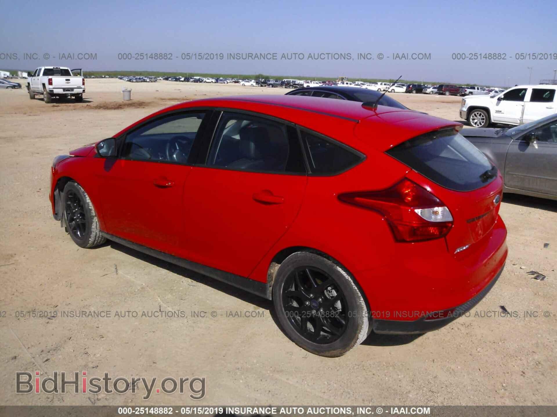 2014 Ford Focus - VIN: 1FADP3K20EL208551 - Photo 3