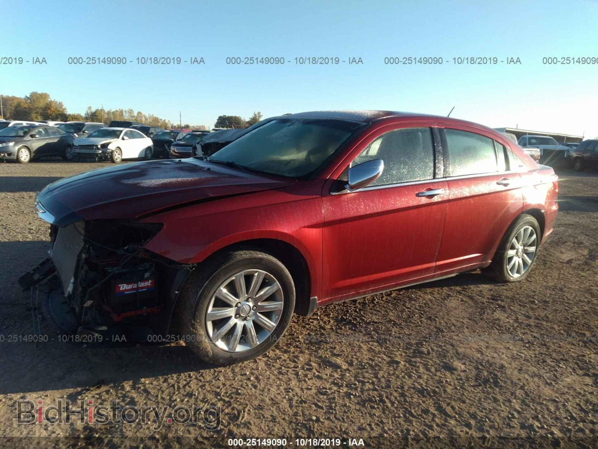 2011 CHRYSLER 200 - VIN: 1C3BC1FB0BN595571 - Photo 2