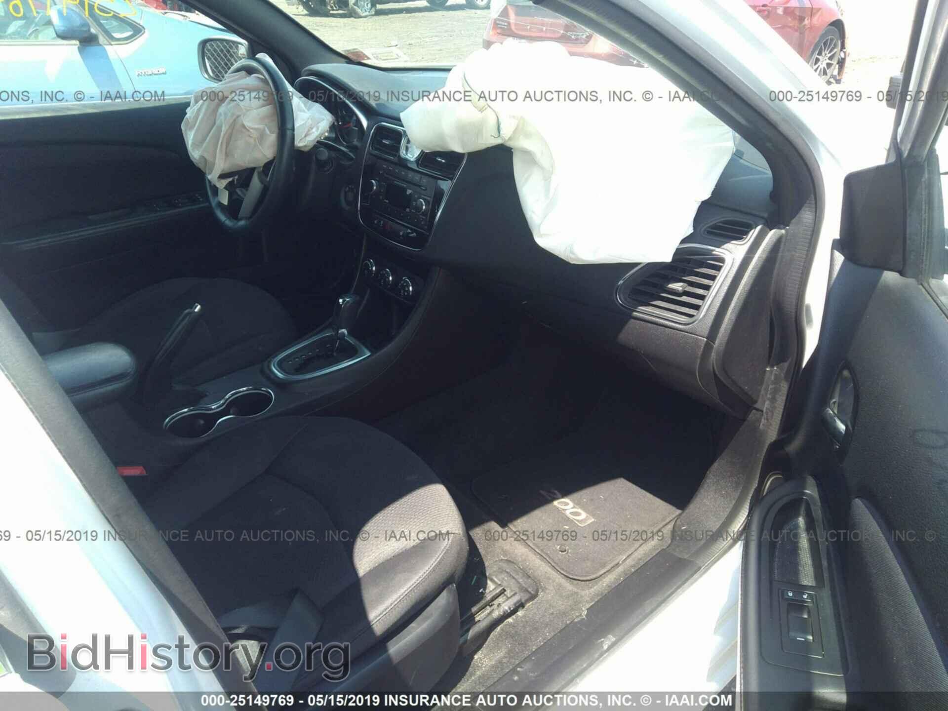 2014 CHRYSLER 200 - VIN: 1C3CCBBB3EN101000 - Фото 5