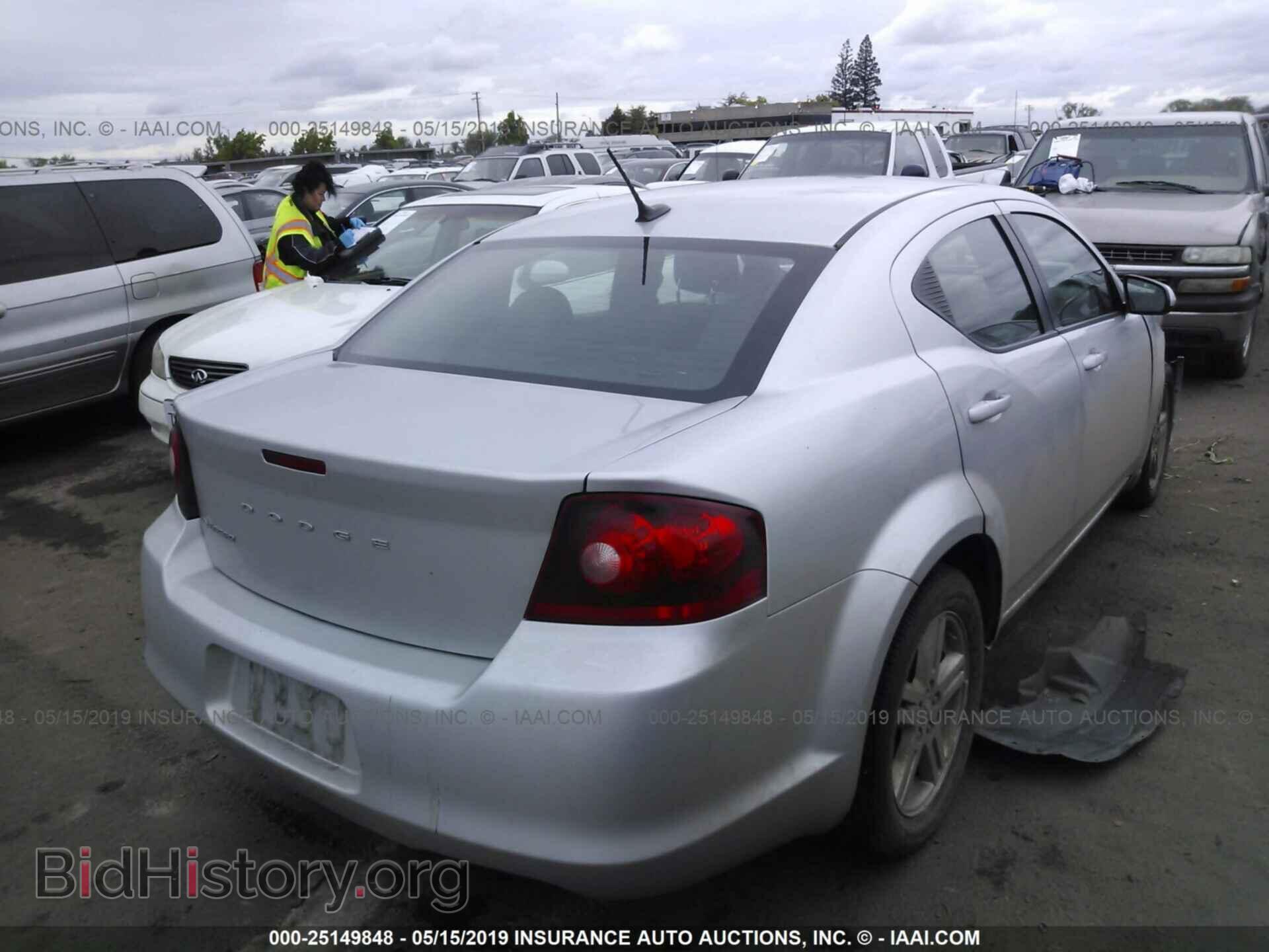 2011 DODGE AVENGER - VIN: 1B3BD1FB1BN579518 - Фото 4