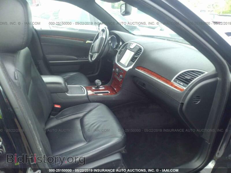 2014 Chrysler 300 (VIN 2C3CCAAG5EH276087) — photo 5 of 10