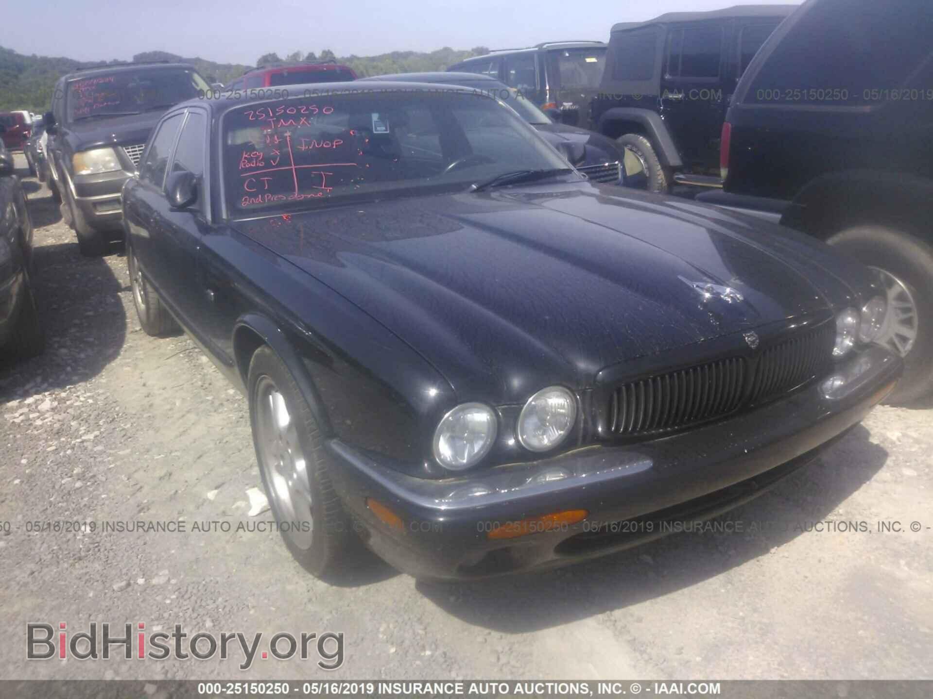 Фотография SAJDA12C22LF45487 - JAGUAR XJ 2002