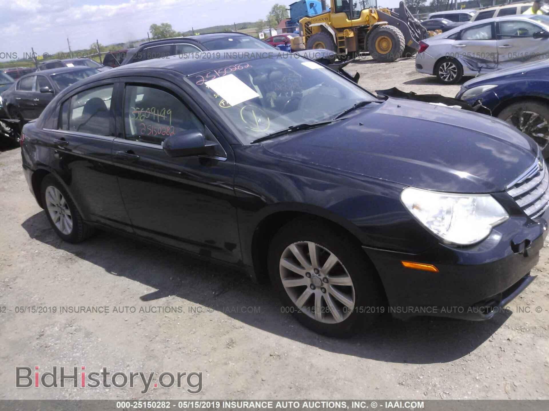 Photo 1C3CC5FB2AN140442 - CHRYSLER SEBRING 2010
