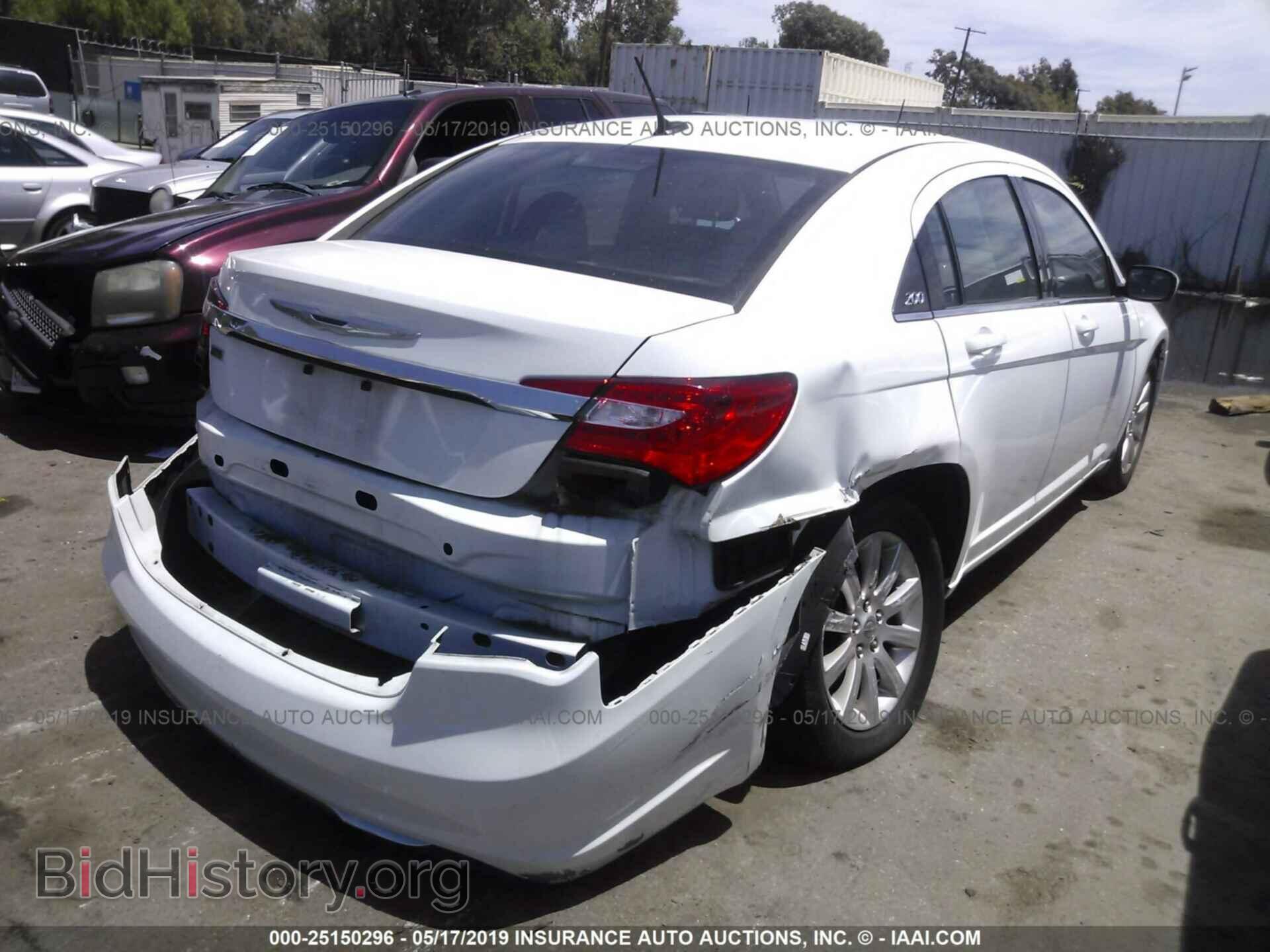 2014 CHRYSLER 200 - VIN: 1C3CCBBG9EN114359 - Фото 4