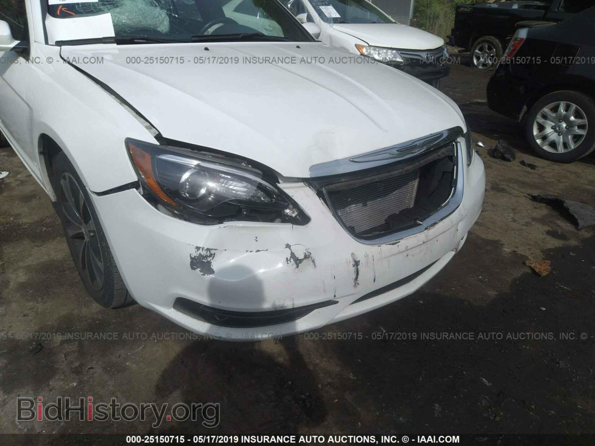 2011 CHRYSLER 200 - VIN: 1C3BC8FG5BN615401 - Фото 6
