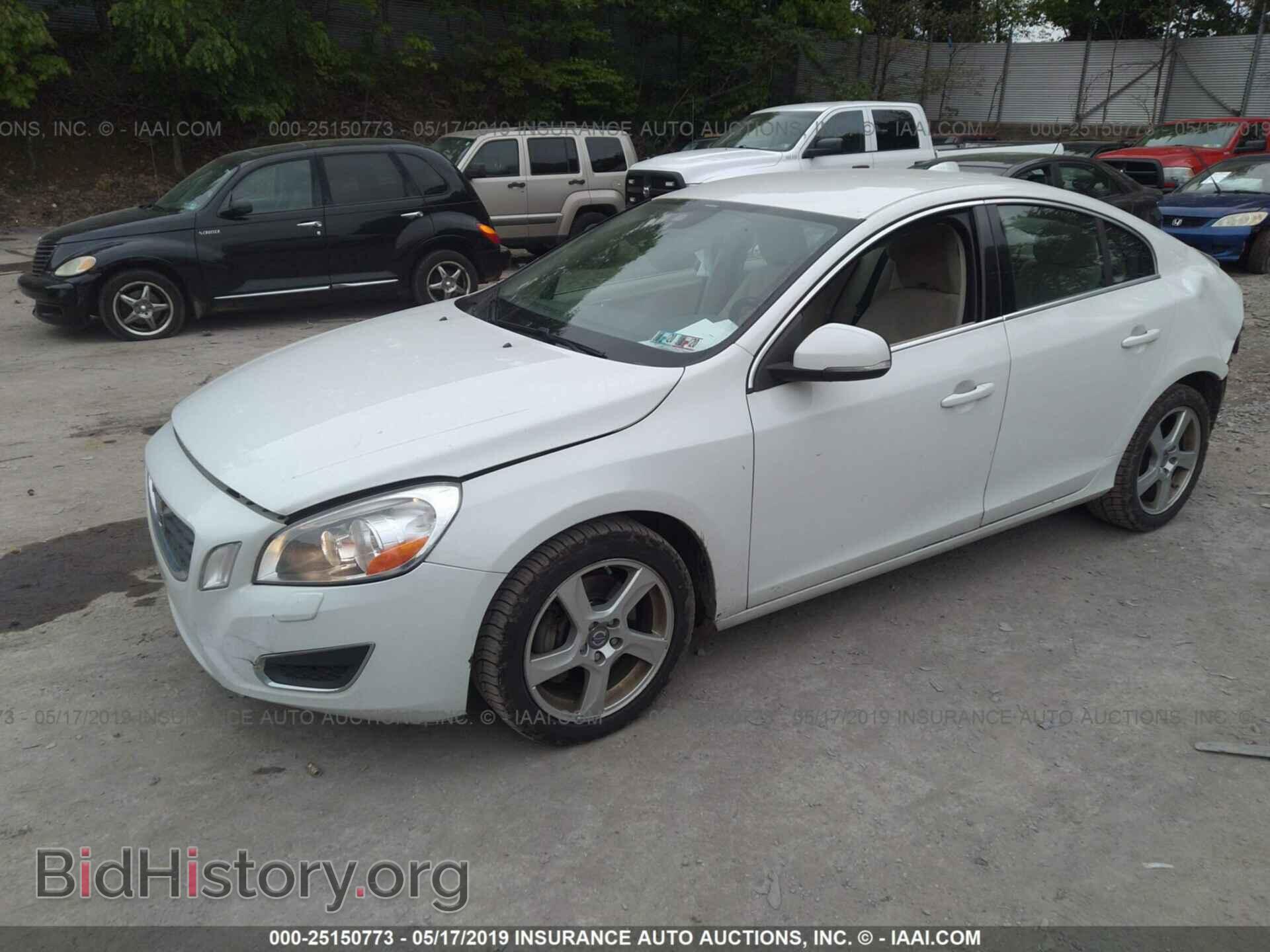 2013 VOLVO S60 - VIN: YV1612FS5D2171374 - Фото 2