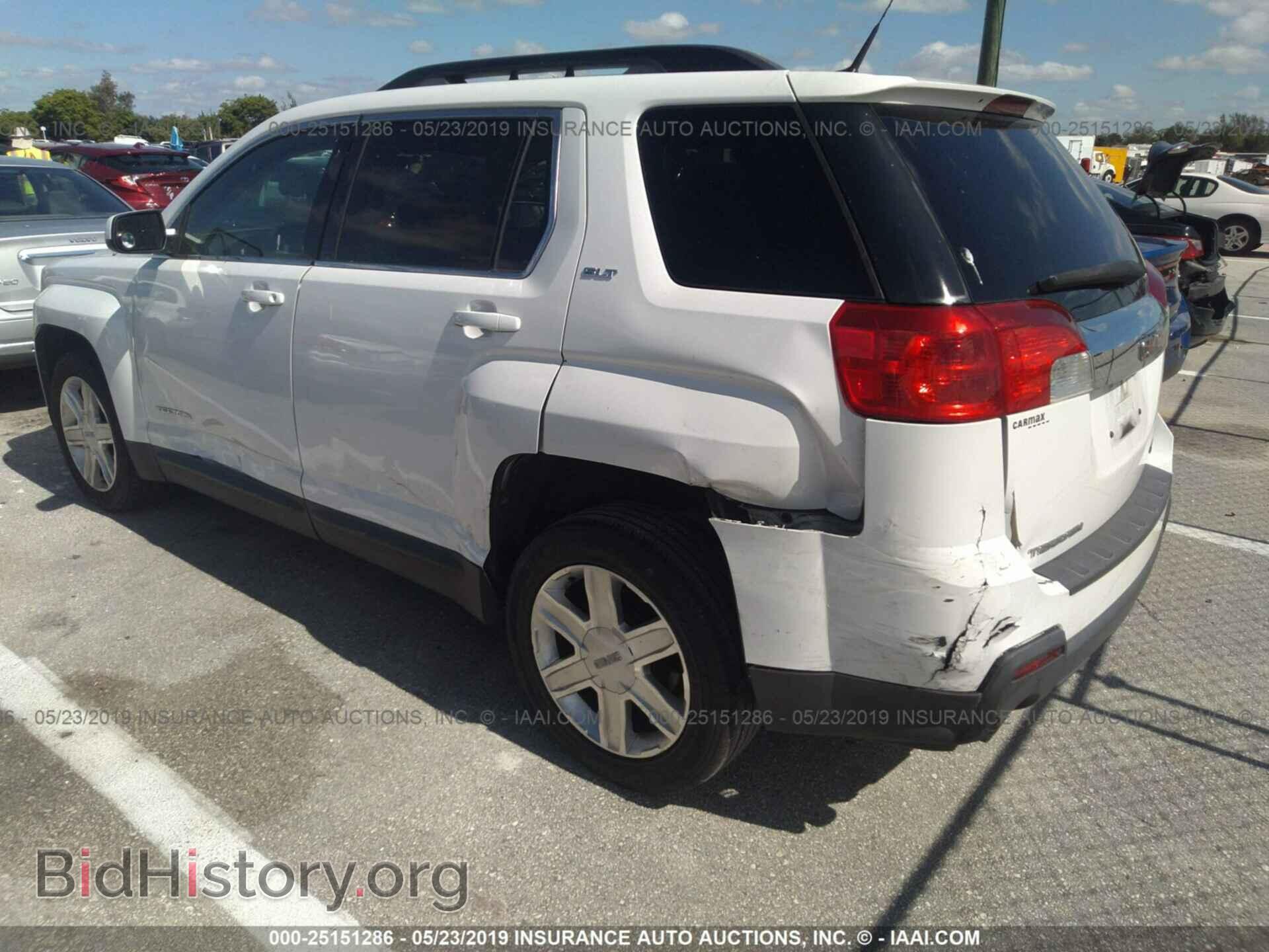 2011 GMC TERRAIN - VIN: 2CTFLUE54B6413762 - Фото 3
