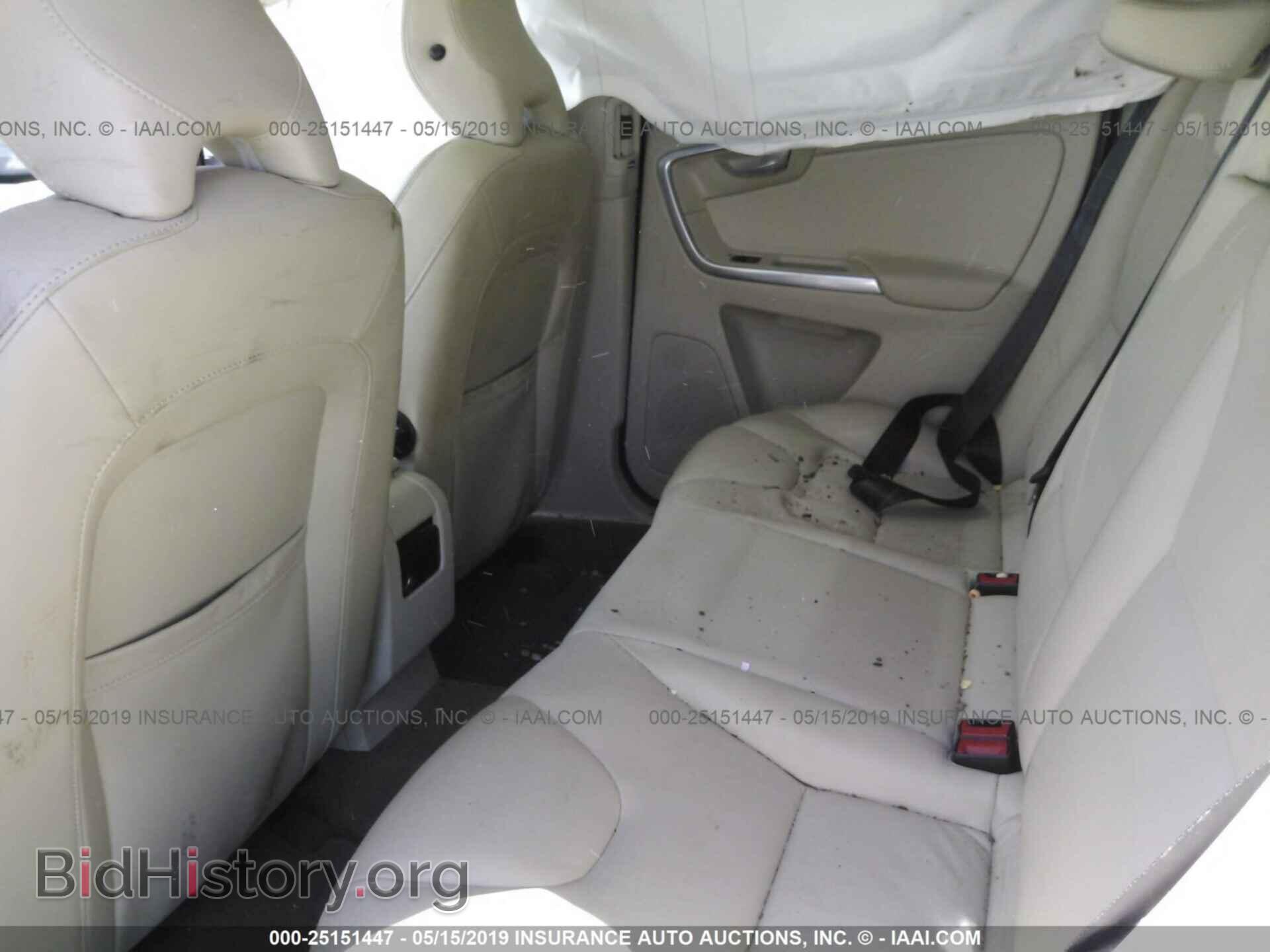 2015 VOLVO XC60 - VIN: YV426MDB6F2602065 - Фото 8