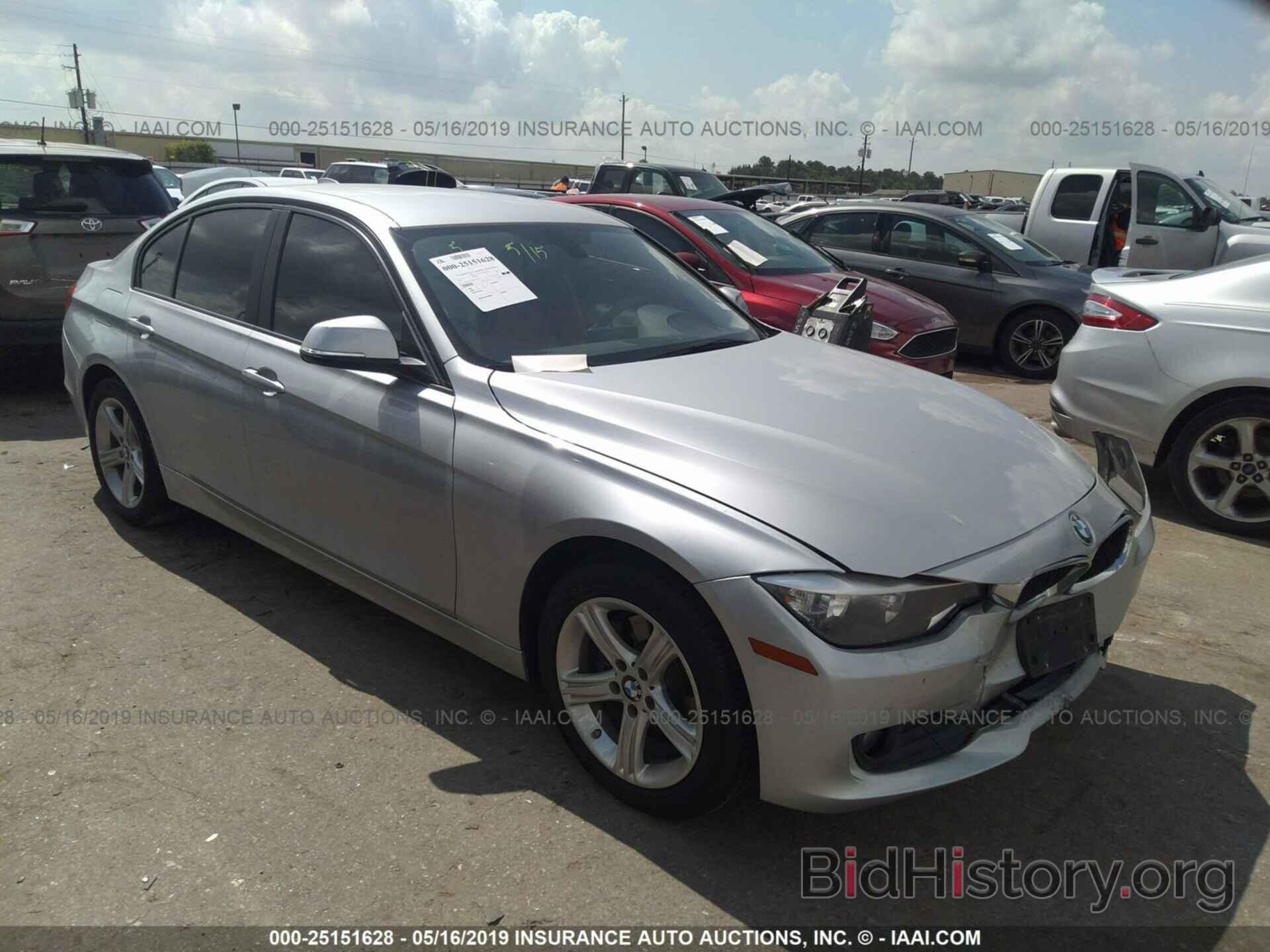 Photo WBA3B1G50ENT00739 - BMW 320 2014