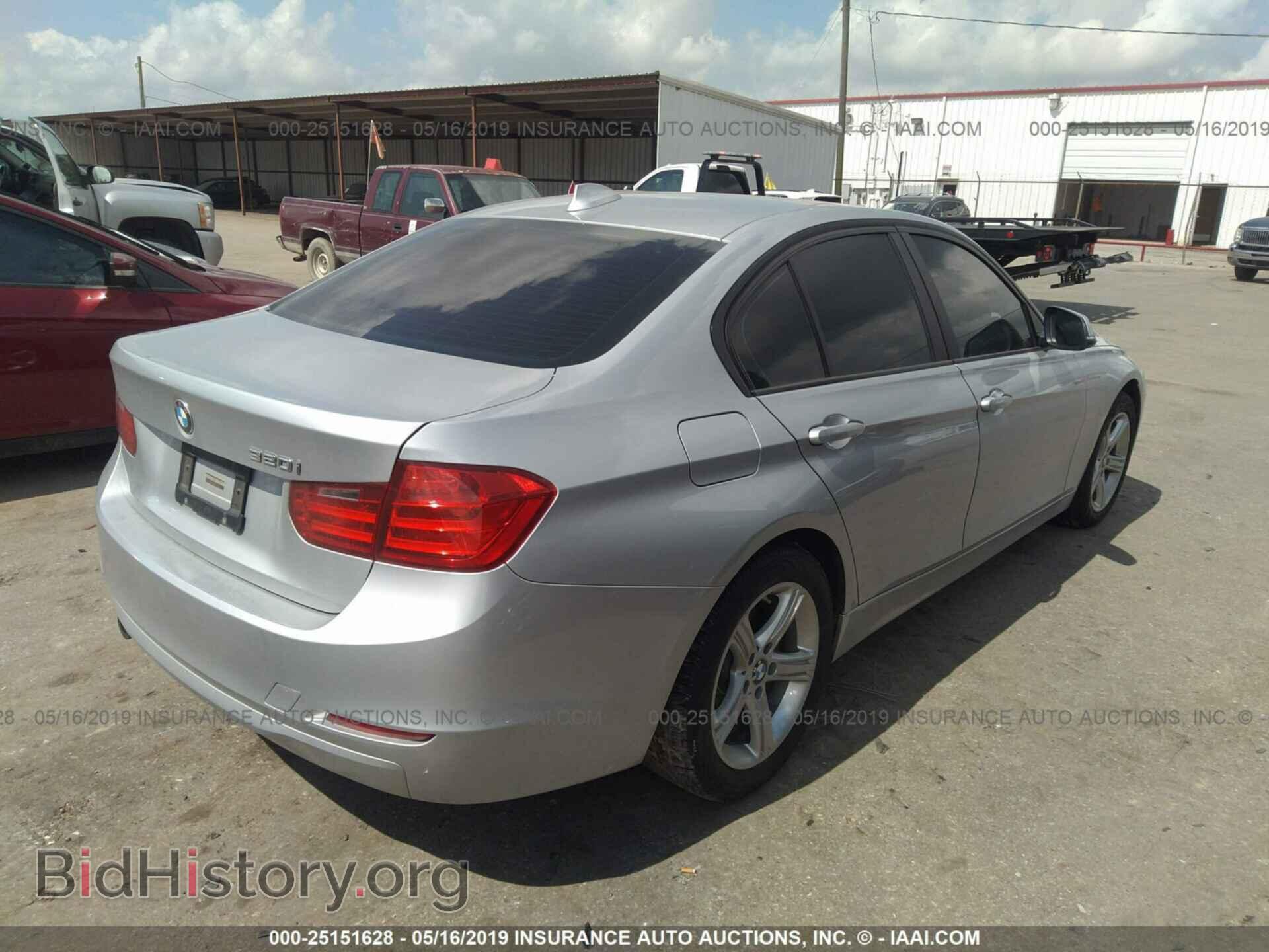 2014 BMW 320 - VIN: WBA3B1G50ENT00739 - Photo 4