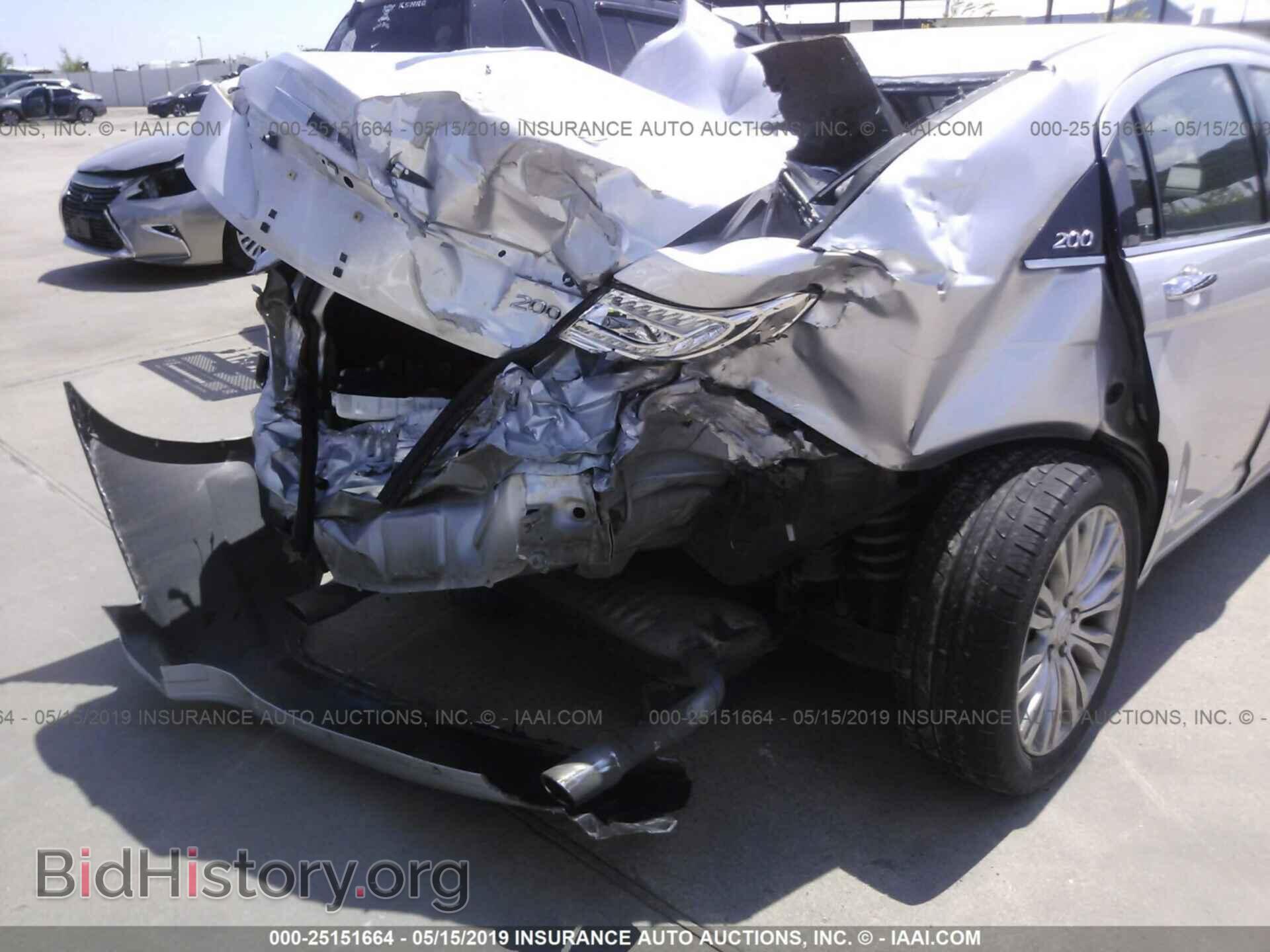 2012 CHRYSLER 200 - VIN: 1C3CCBCG0CN101740 - Фото 6