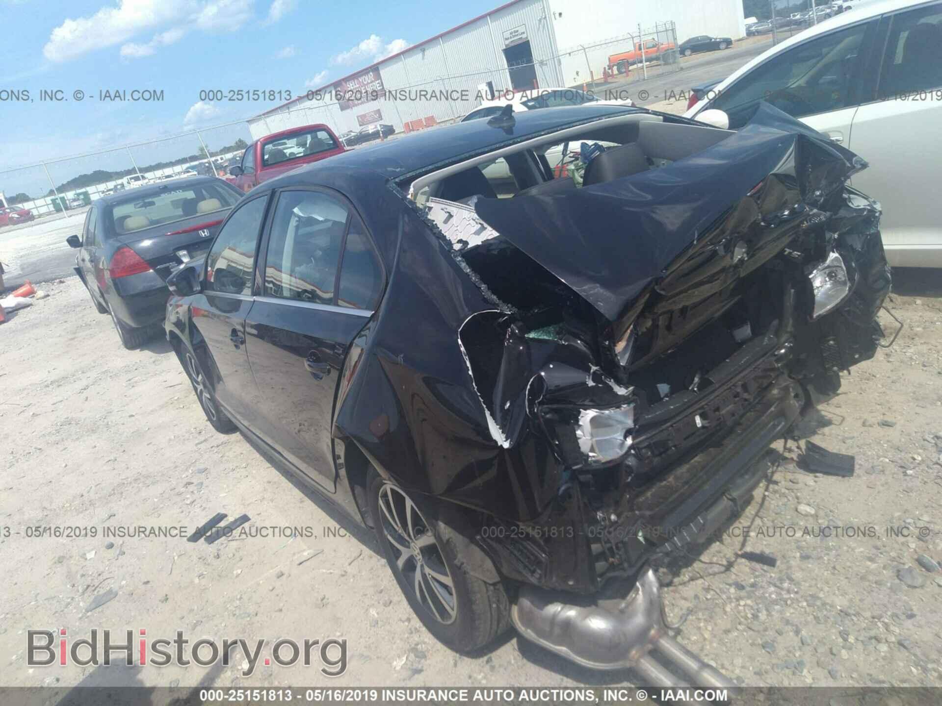 2017 VOLKSWAGEN JETTA - VIN: 3VWDB7AJ8HM228118 - Фото 3