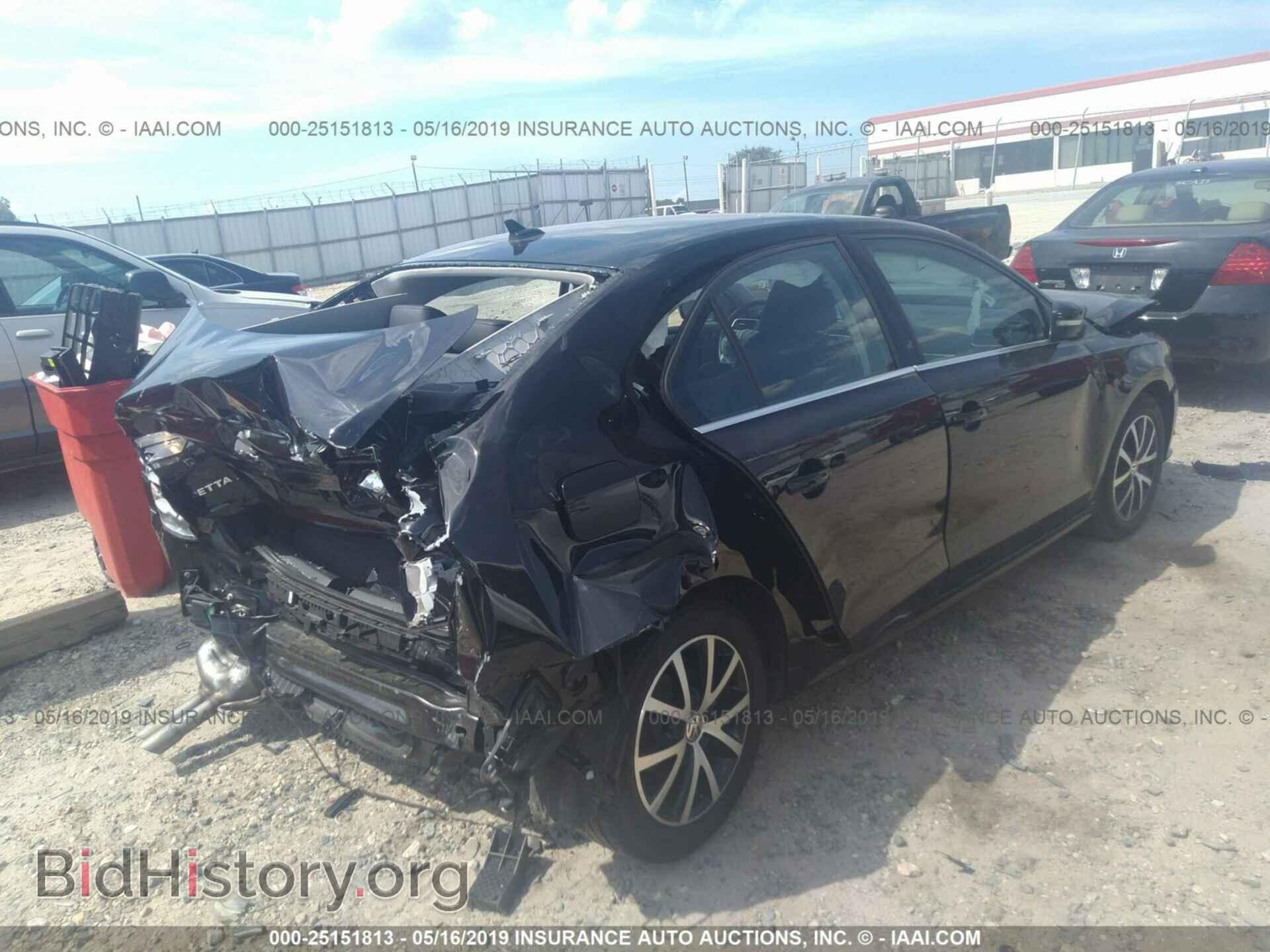 2017 VOLKSWAGEN JETTA - VIN: 3VWDB7AJ8HM228118 - Фото 4