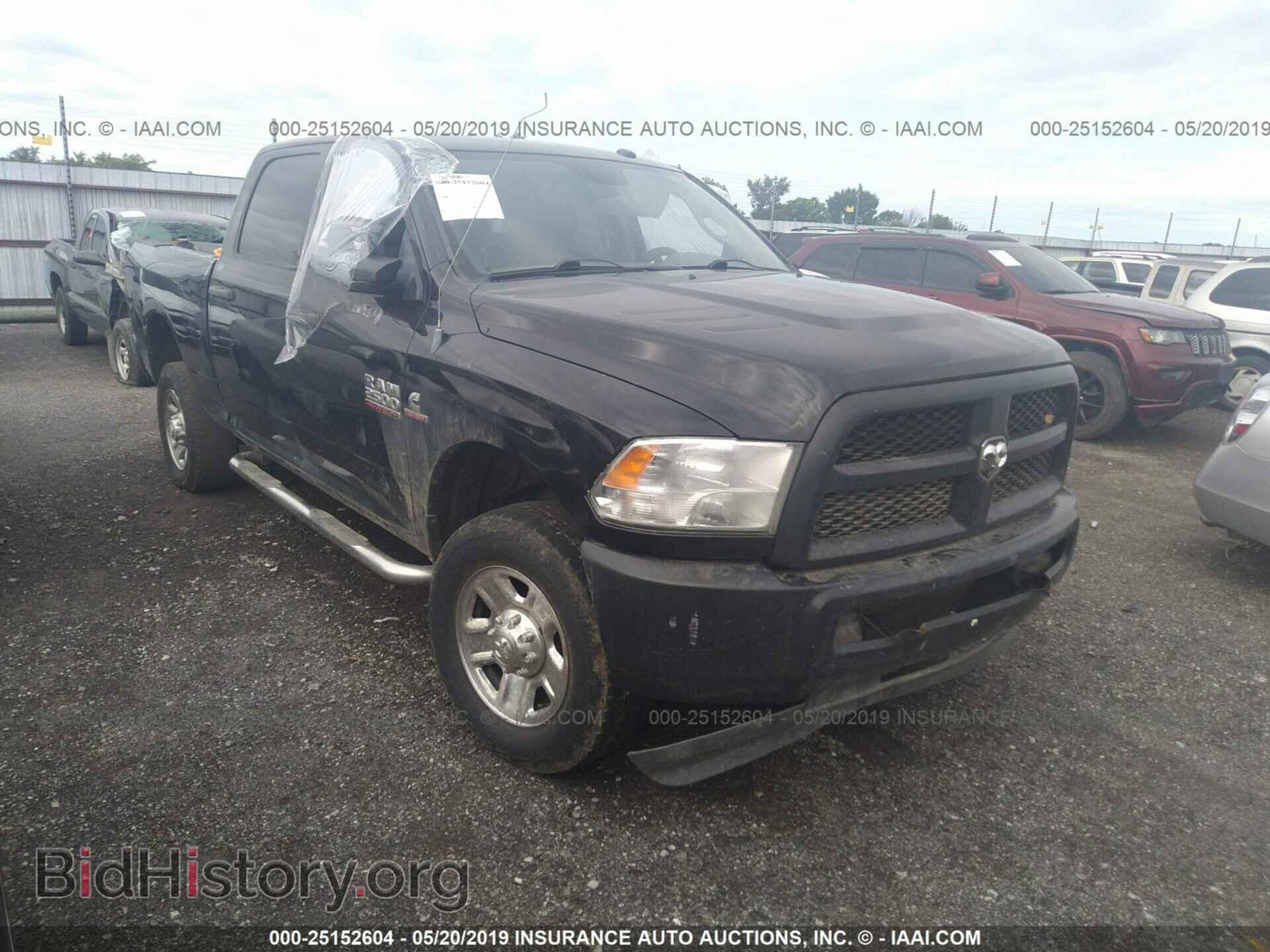 Photo 3C6UR5CL0EG106968 - RAM 2500 2014