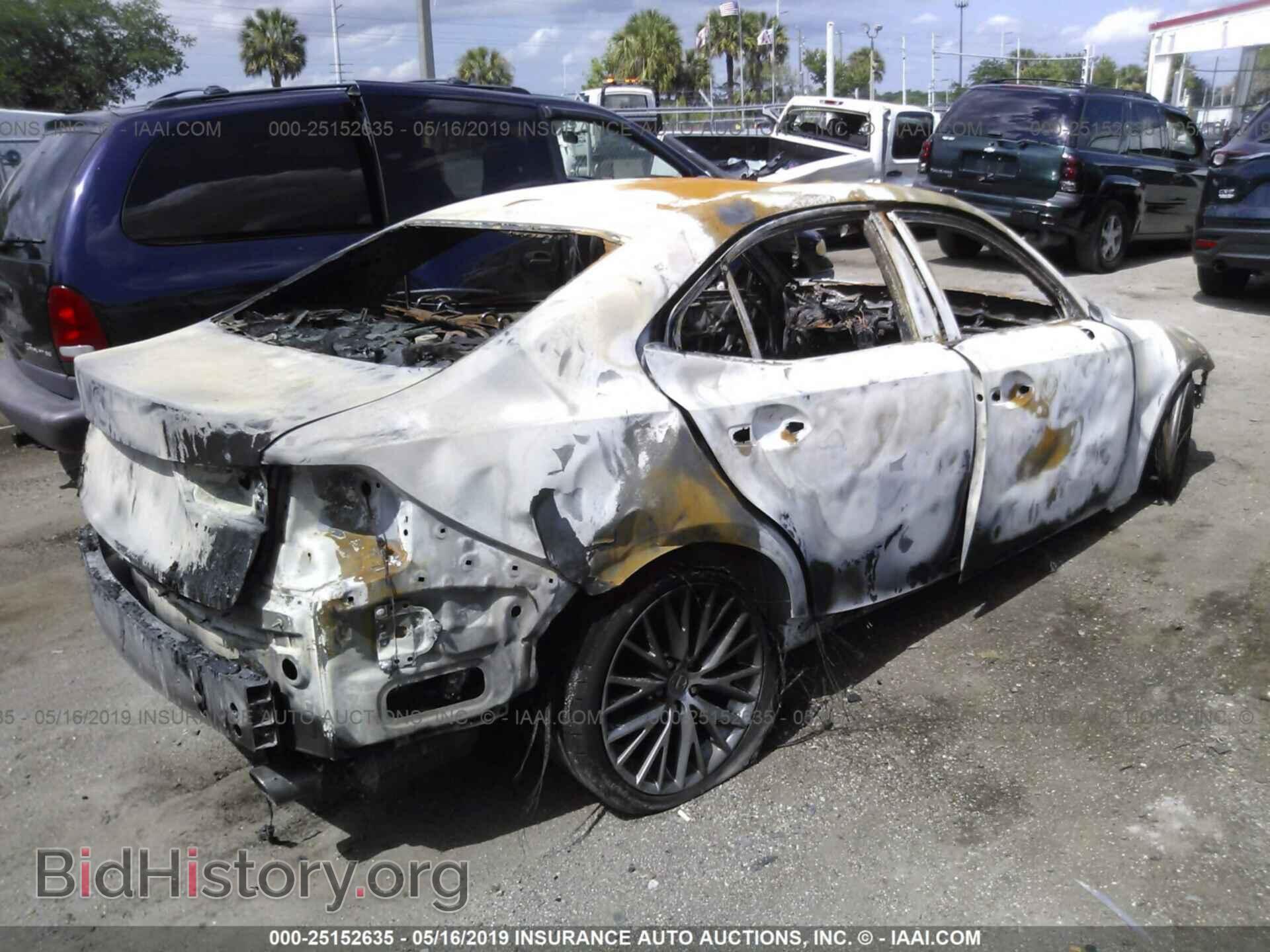 2014 LEXUS IS - VIN: JTHBE1D22E5002417 - Photo 4