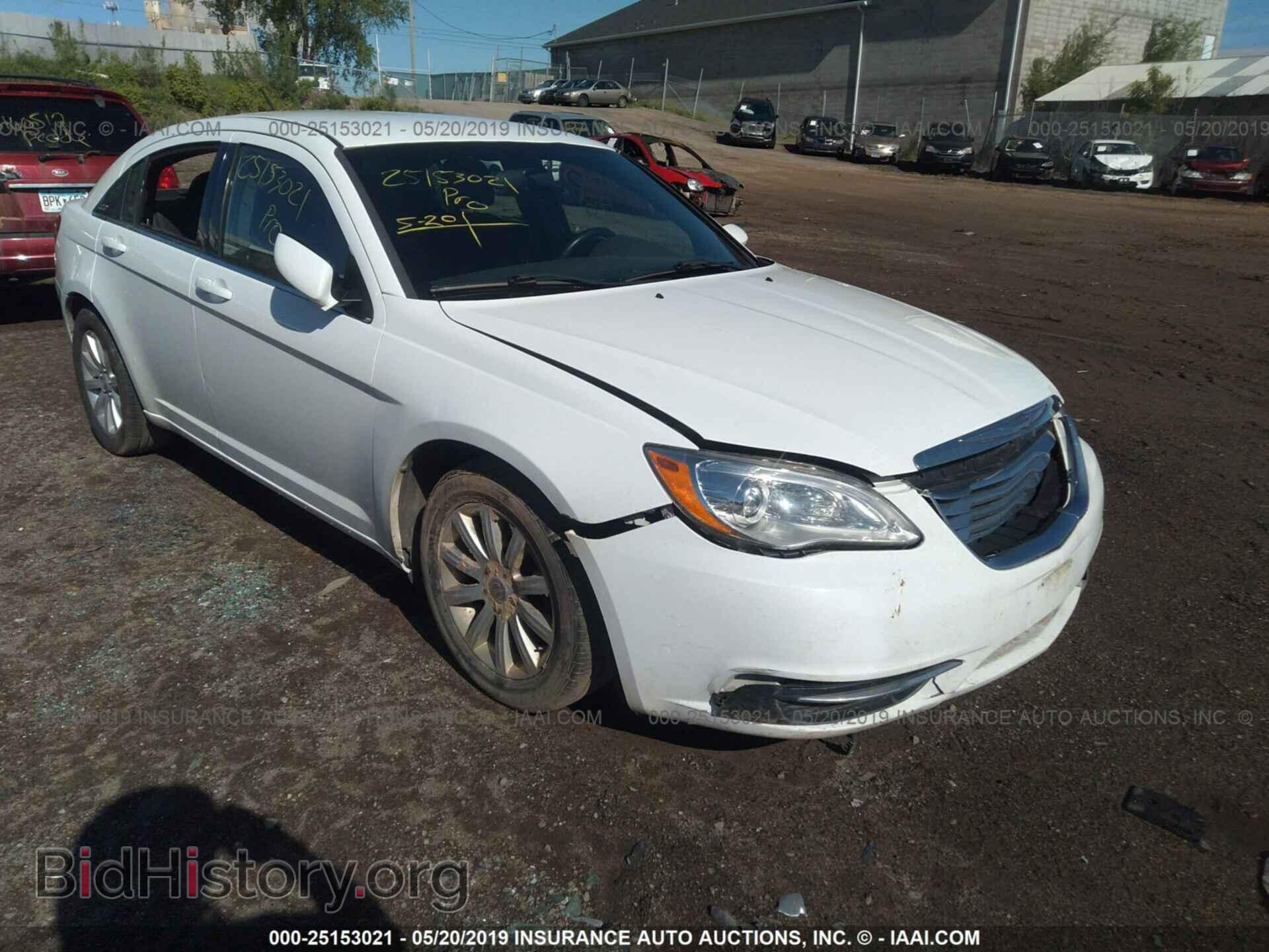 Photo 1C3CCBBG1DN677968 - CHRYSLER 200 2013