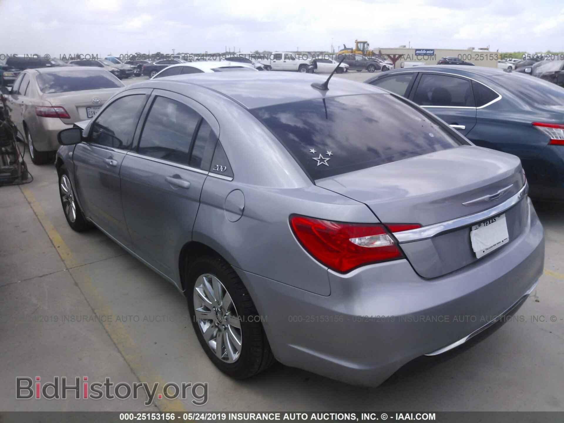 2013 CHRYSLER 200 - VIN: 1C3CCBBB8DN597877 - Фото 3
