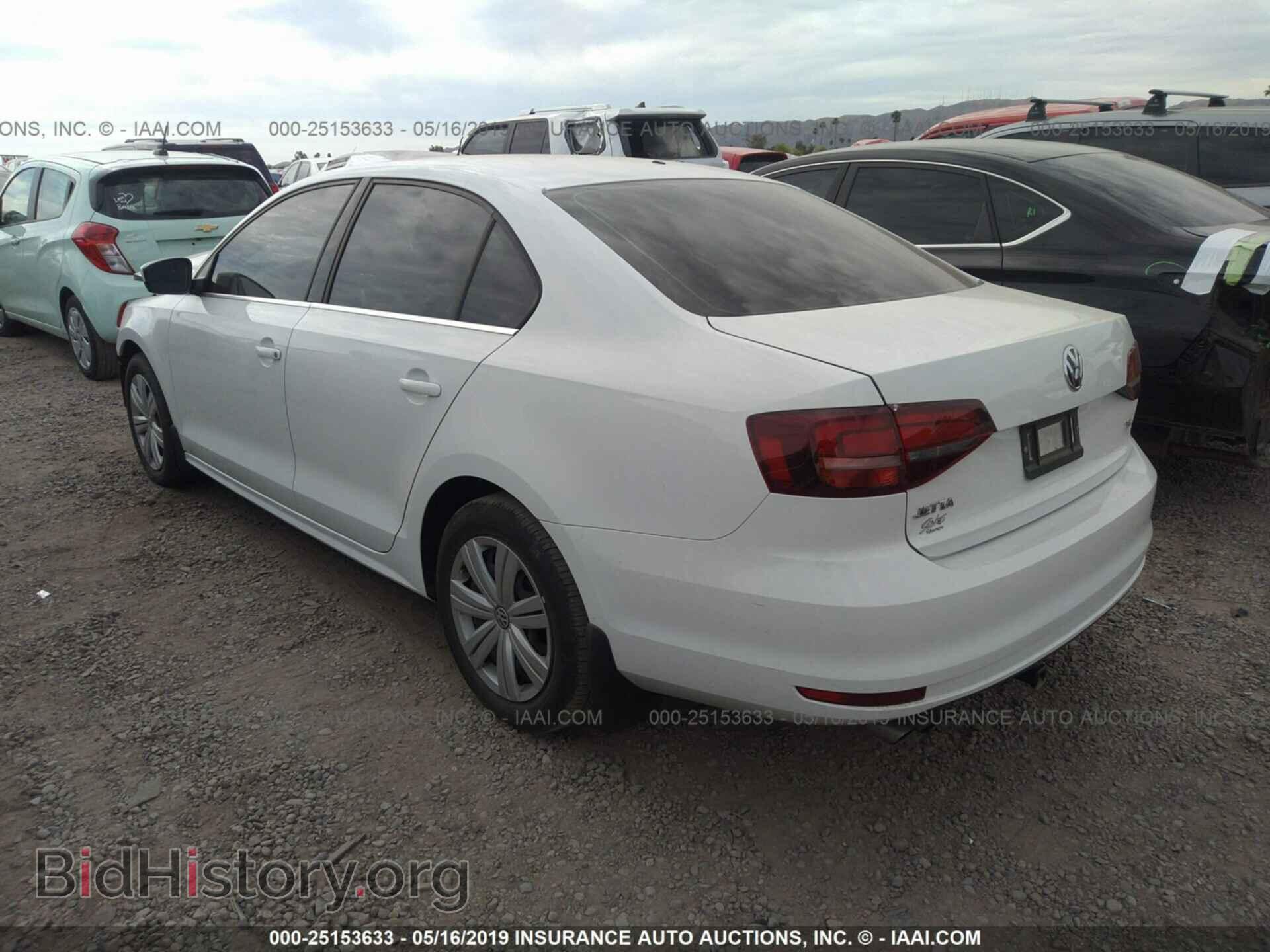 2017 VOLKSWAGEN JETTA - VIN: 3VW2B7AJ8HM371352 - Photo 3