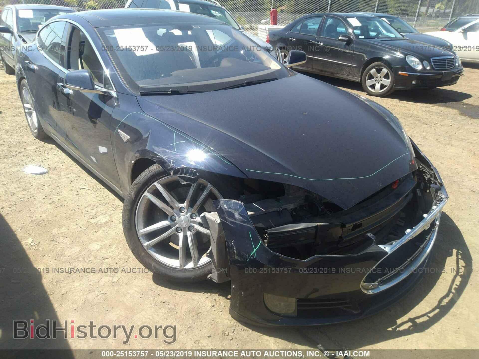 Фотография 5YJSA1AC3DFP10490 - TESLA MODEL S 2013