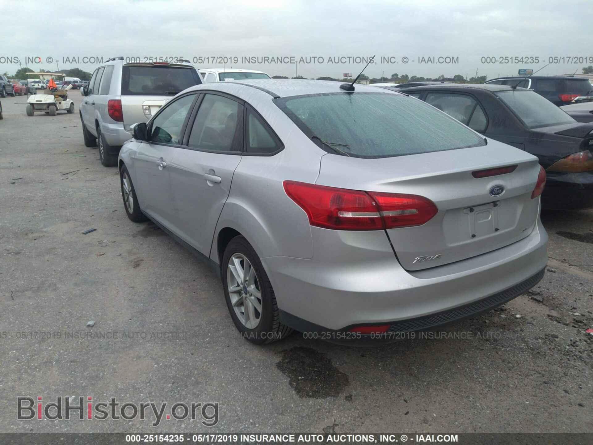 2017 FORD FOCUS - VIN: 1FADP3F2XHL224075 - Photo 3