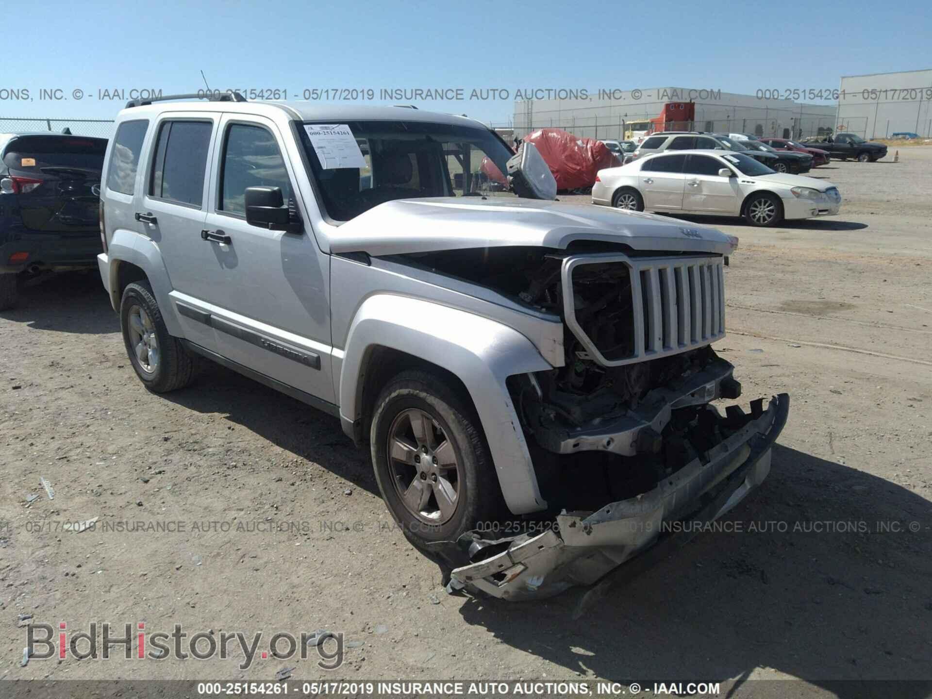 Фотография 1J4PP2GK8BW521703 - JEEP LIBERTY 2011