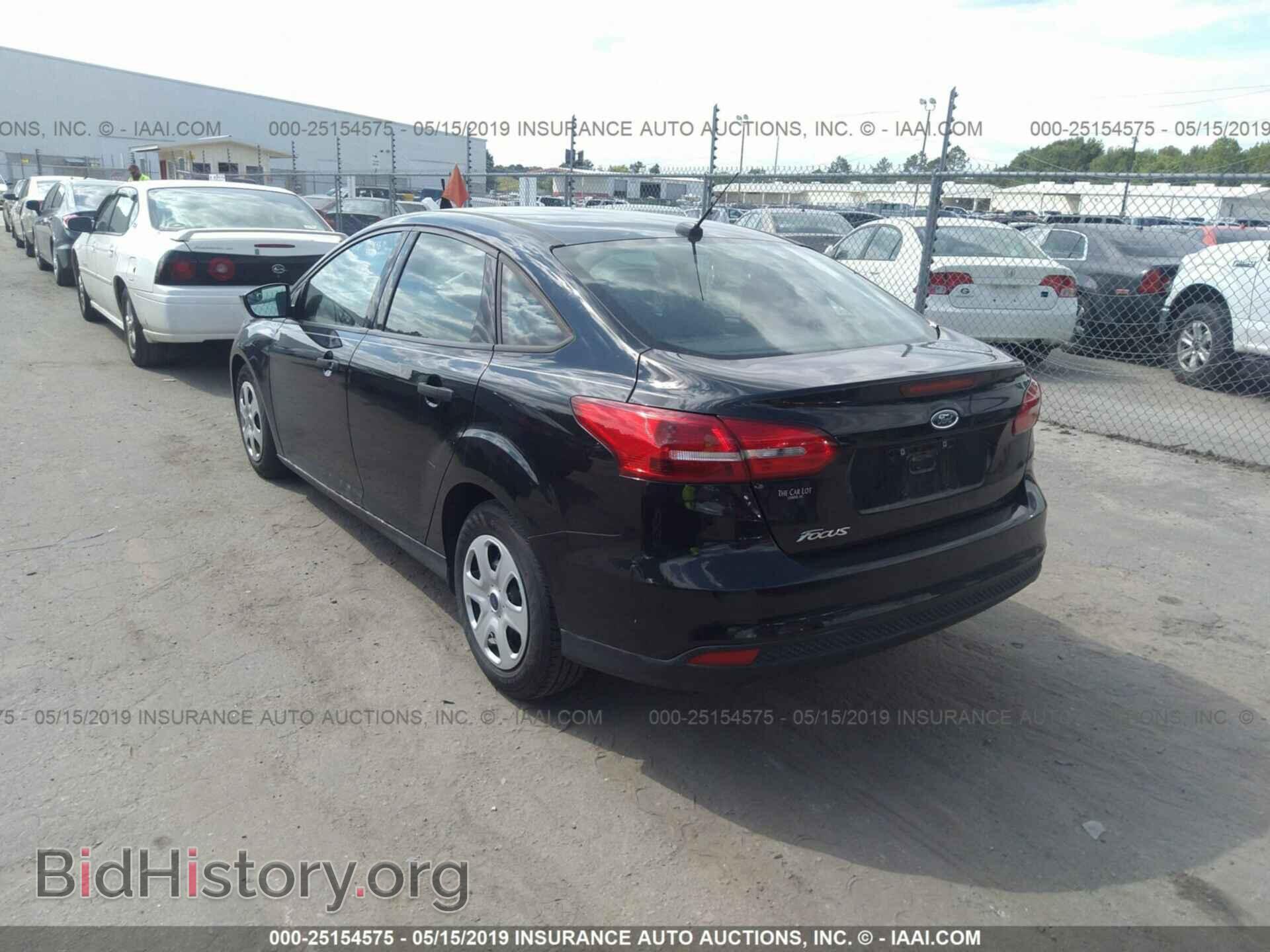 2017 FORD FOCUS - VIN: 1FADP3E24HL256411 - Photo 3