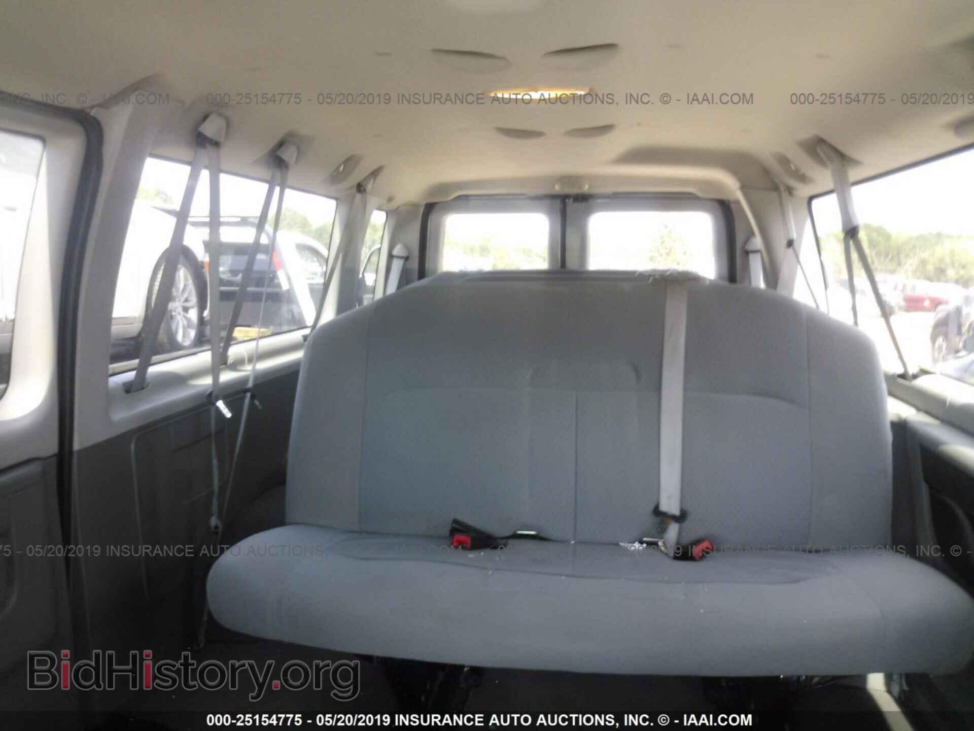 2010 FORD ECONOLINE - VIN: 1FBSS3BL3ADA45525 - Фото 8