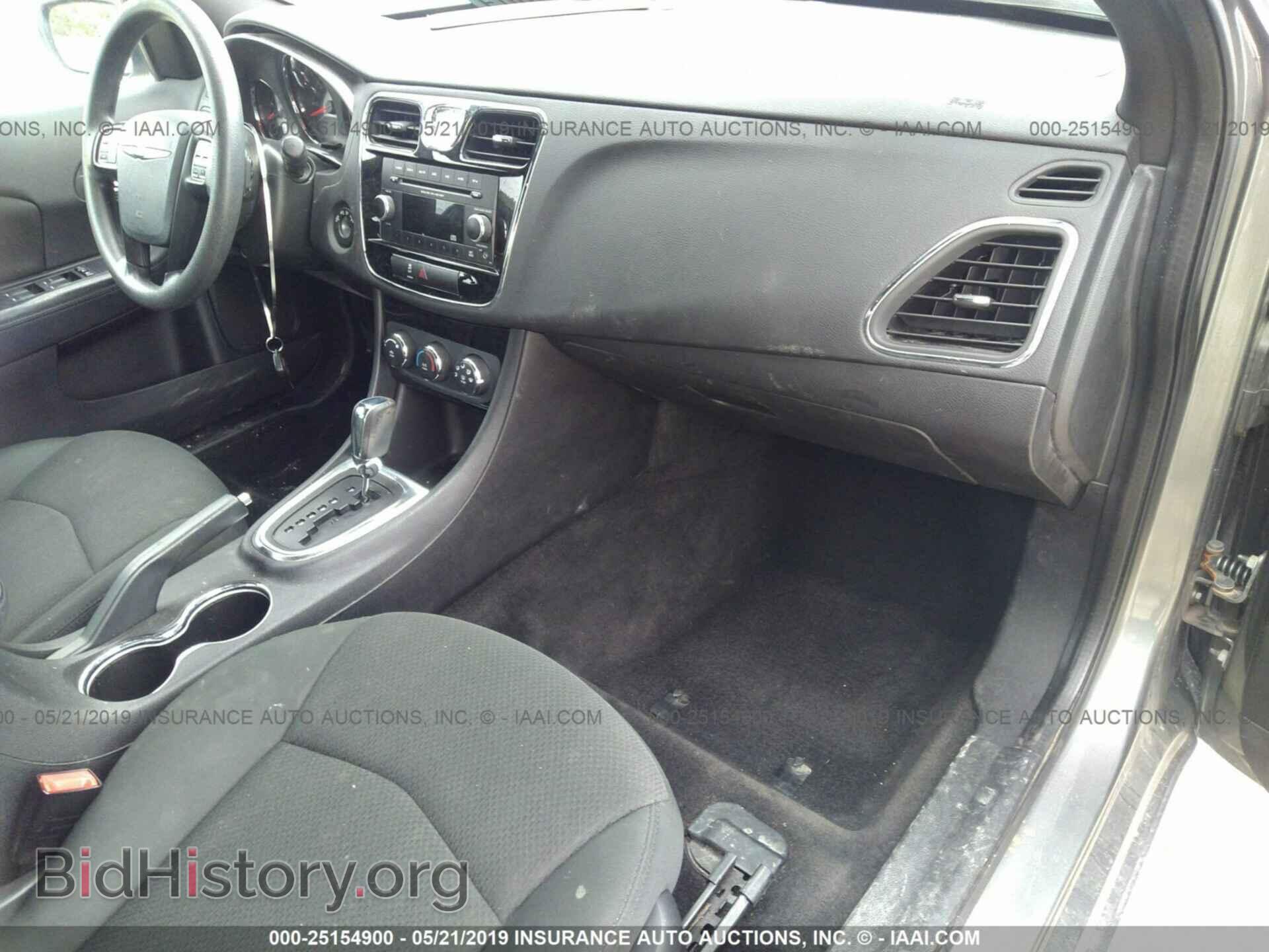 2012 CHRYSLER 200 - VIN: 1C3CCBAB6CN113835 - Фото 5