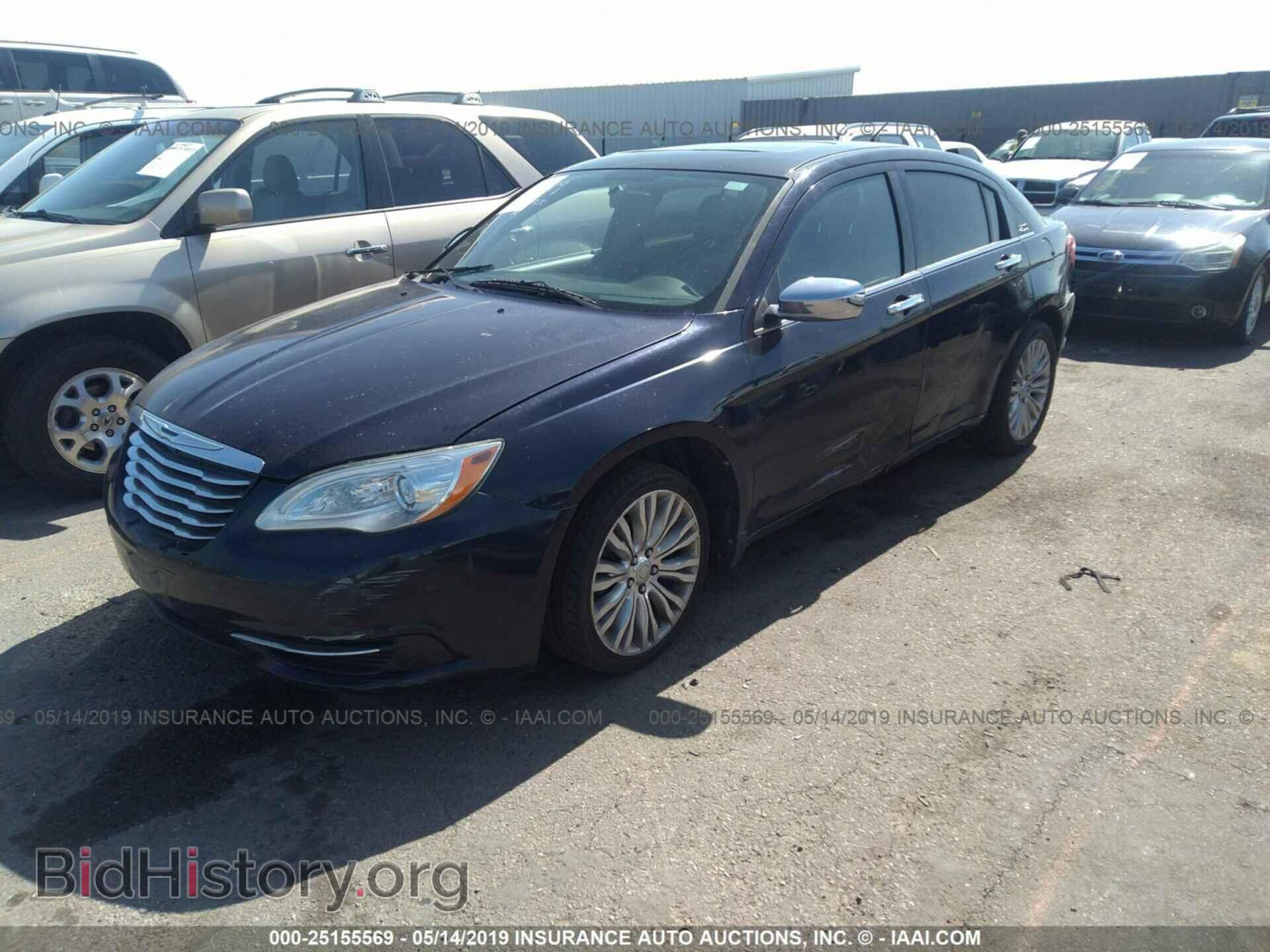 2011 CHRYSLER 200 - VIN: 1C3BC2FG4BN595283 - Фото 2